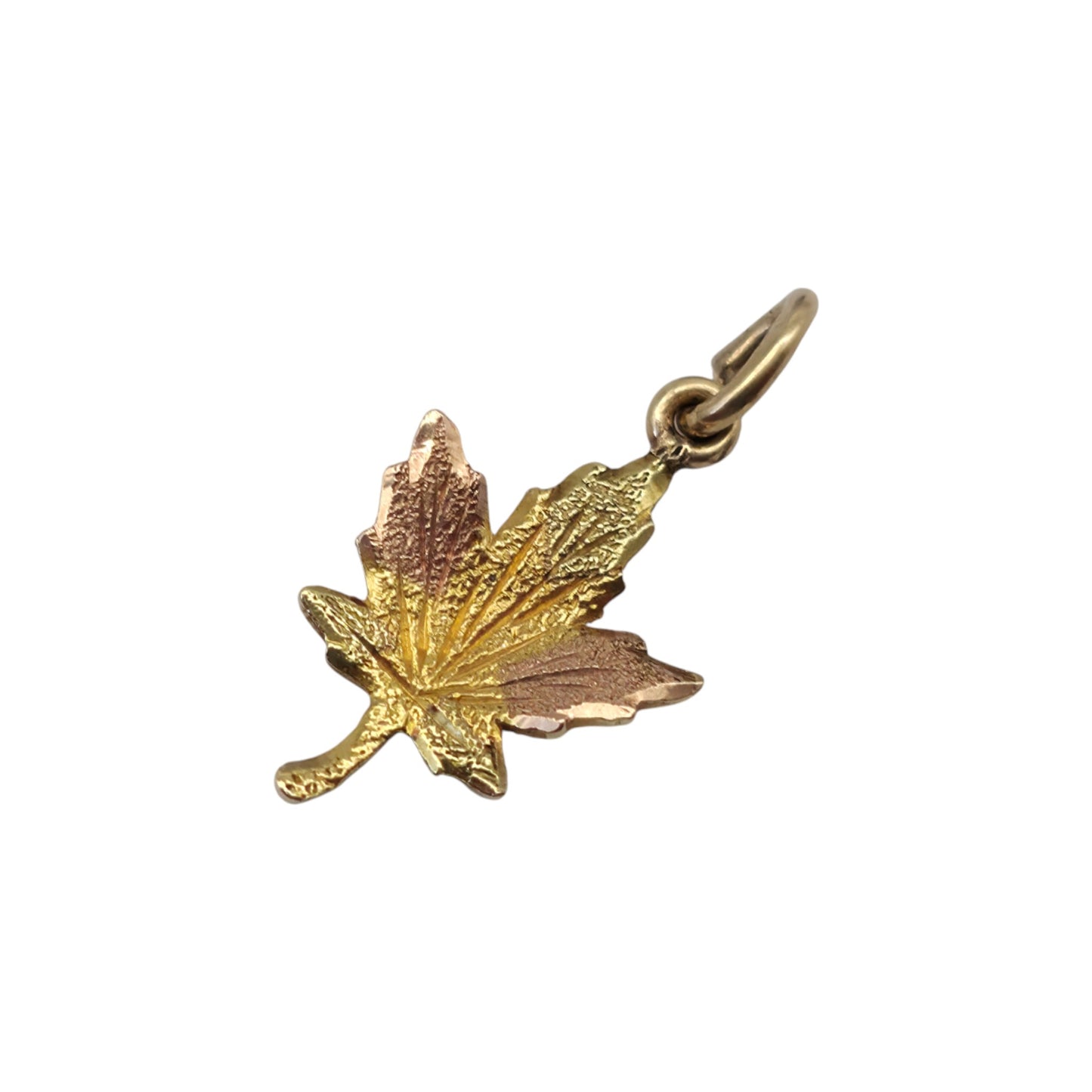 10ct Tri-Colour Gold Maple Leaf Charm L 1.3 cm 0.5 g.