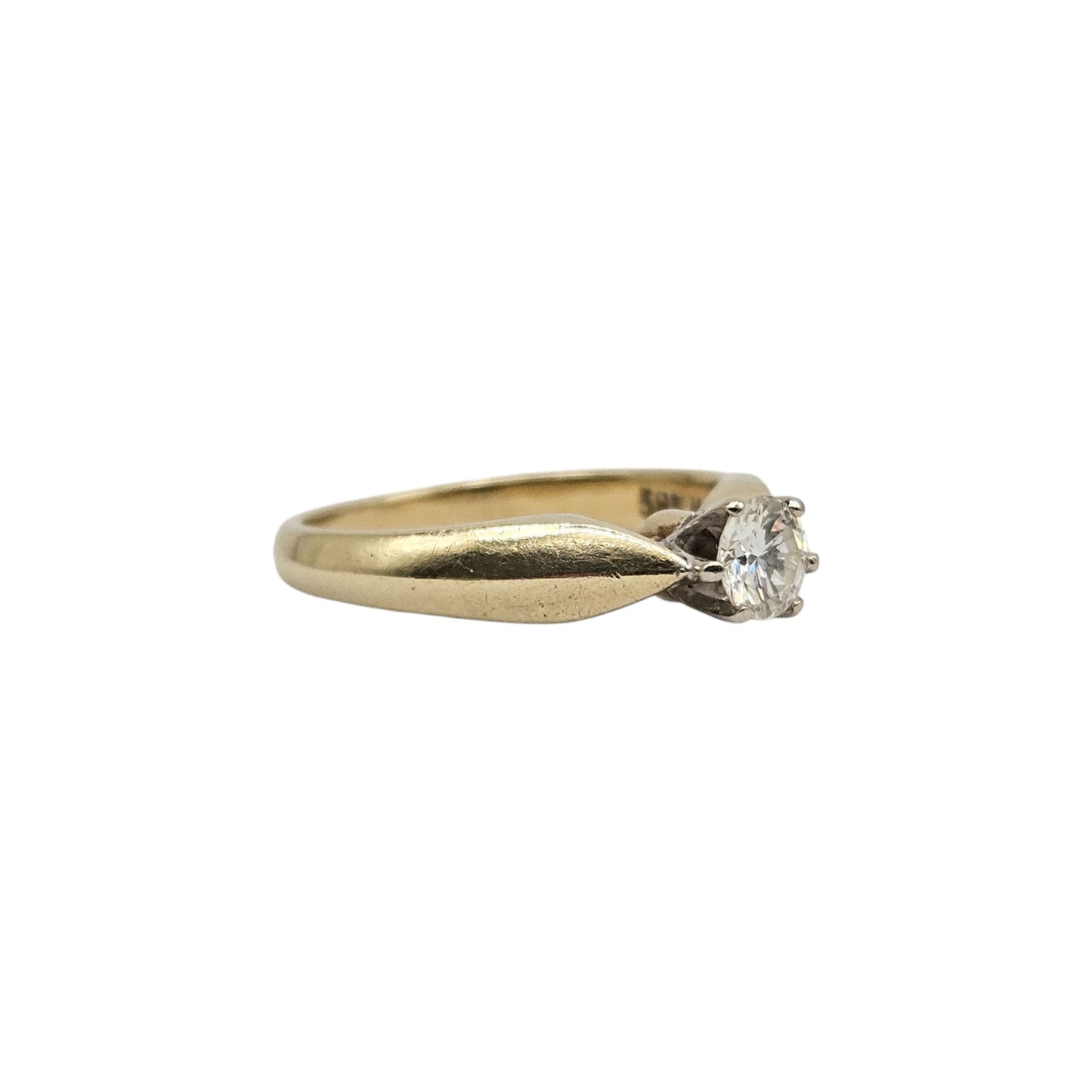 14ct 585 Yellow Gold Solitaire Diamond Ring Size G 1/2, 2.6 g.