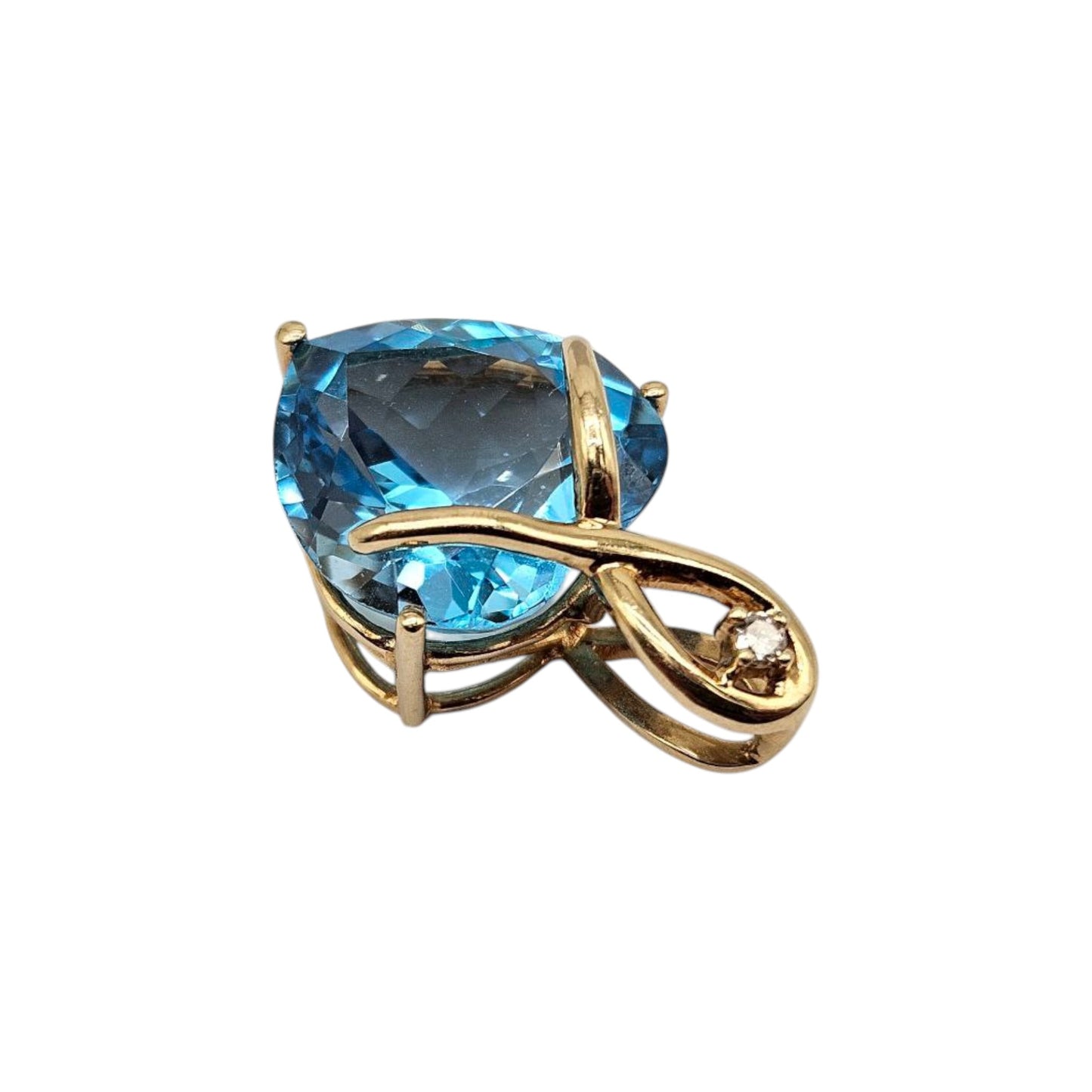 14ct Yellow Gold Blue Topaz & Diamond Heart Pendant L 2.0 cm 3.4 g.