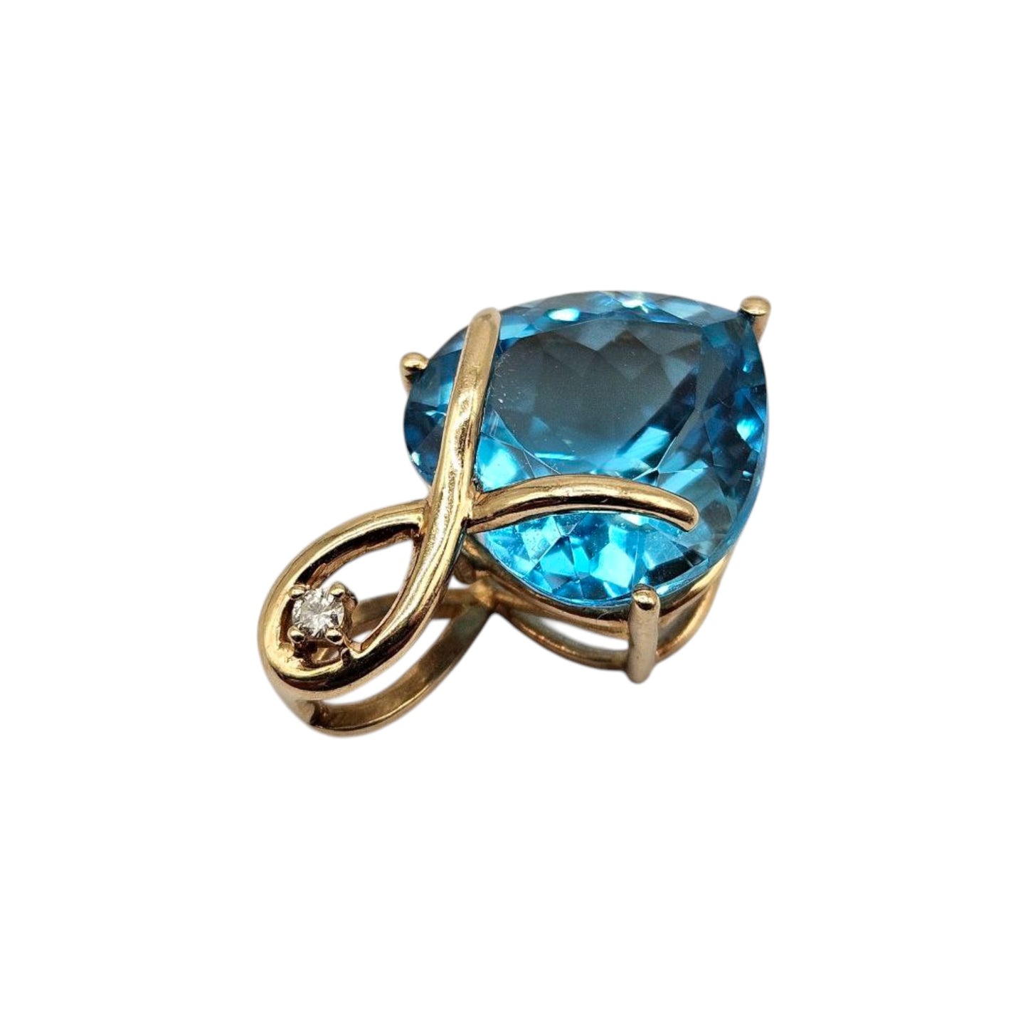 14ct Yellow Gold Blue Topaz & Diamond Heart Pendant L 2.0 cm 3.4 g.