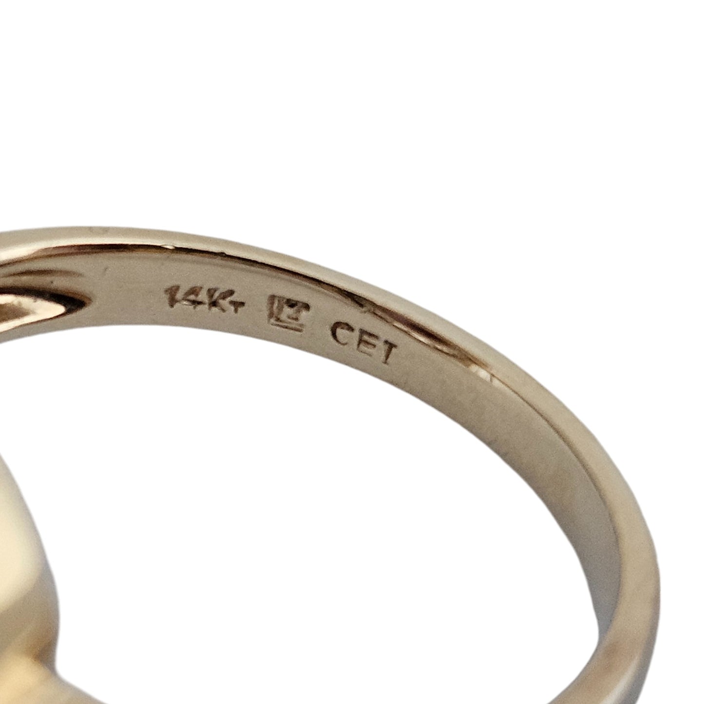 14ct Yellow Gold Amethyst & Diamonds Ring Size M 4.2 g