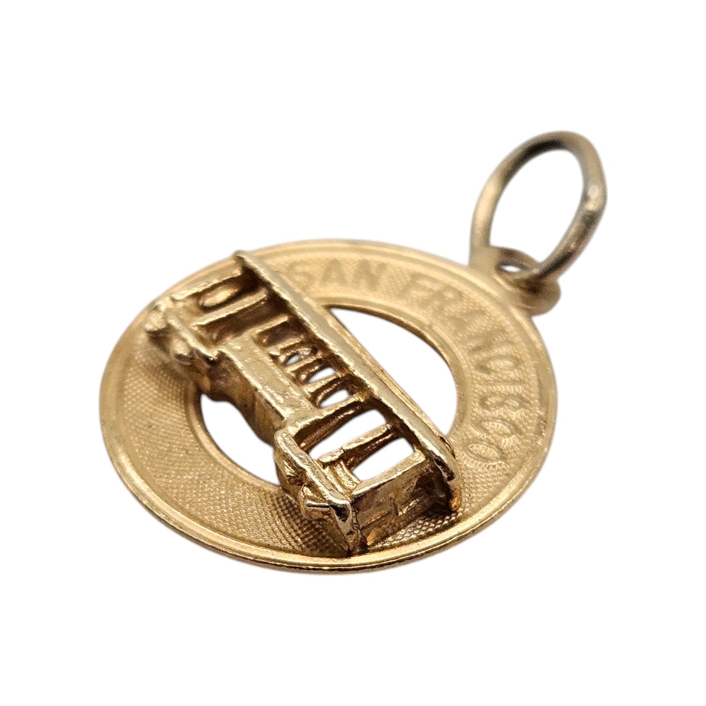 14ct Yellow Gold San Francisco Pendant L 1.4 cm 1.0 g.