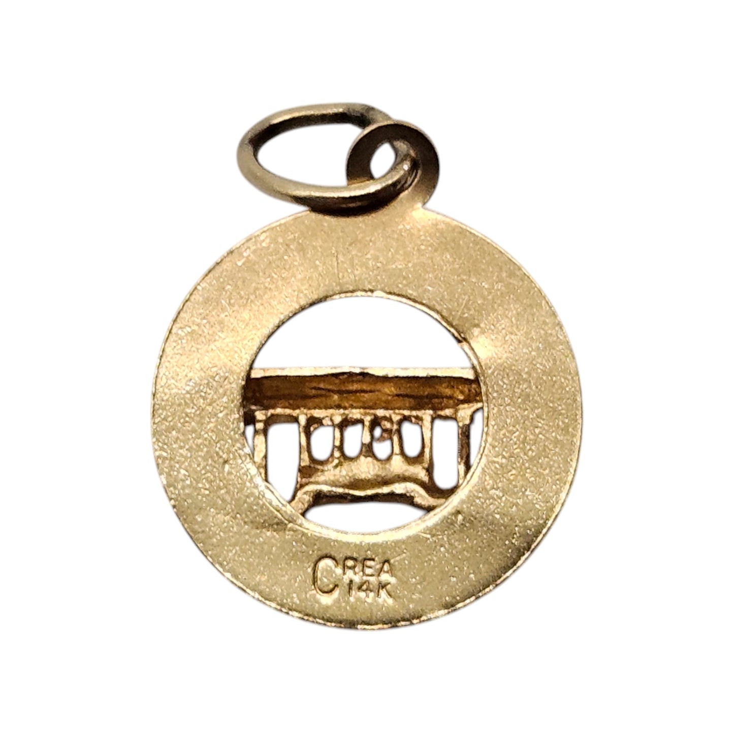 14ct Yellow Gold San Francisco Pendant L 1.4 cm 1.0 g.