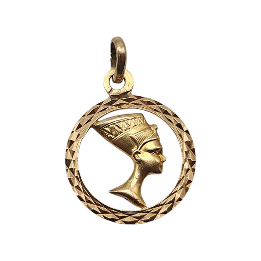 17ct Yellow Gold Nefertiti Pendant L 1.8 cm 2.4 g.