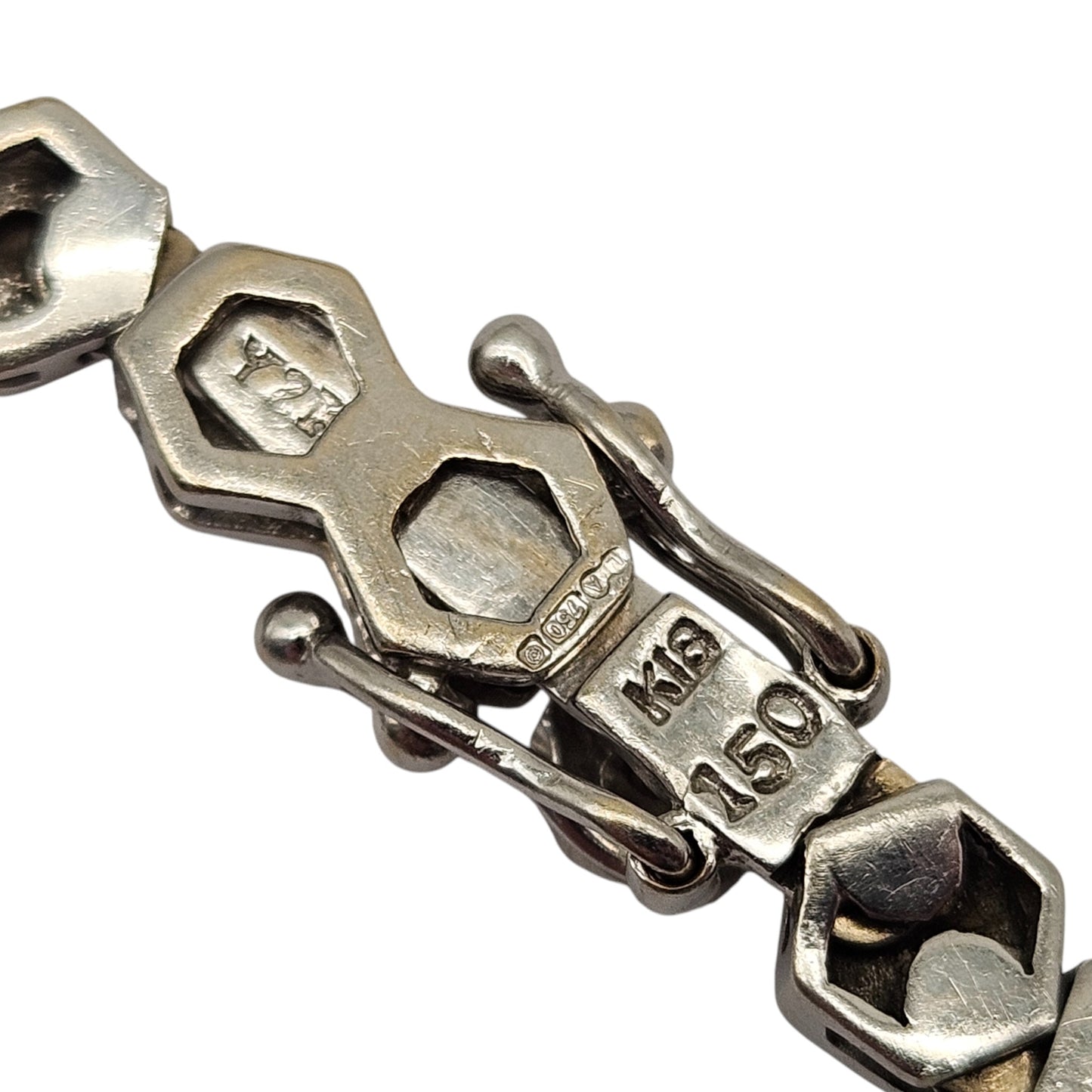 Ladies 18ct 750 White Gold Diamond Bracelet L 18.7 cm 23.3 g.