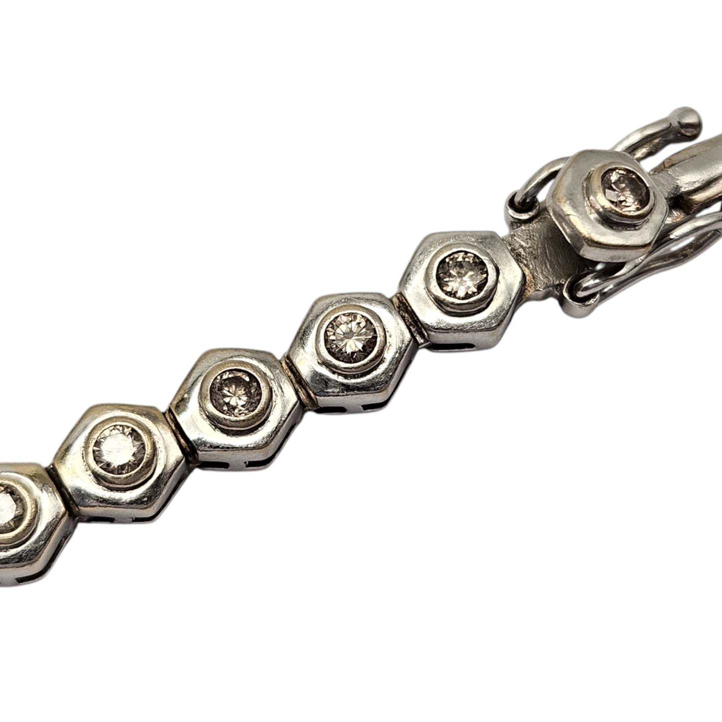Ladies 18ct 750 White Gold Diamond Bracelet L 18.7 cm 23.3 g.