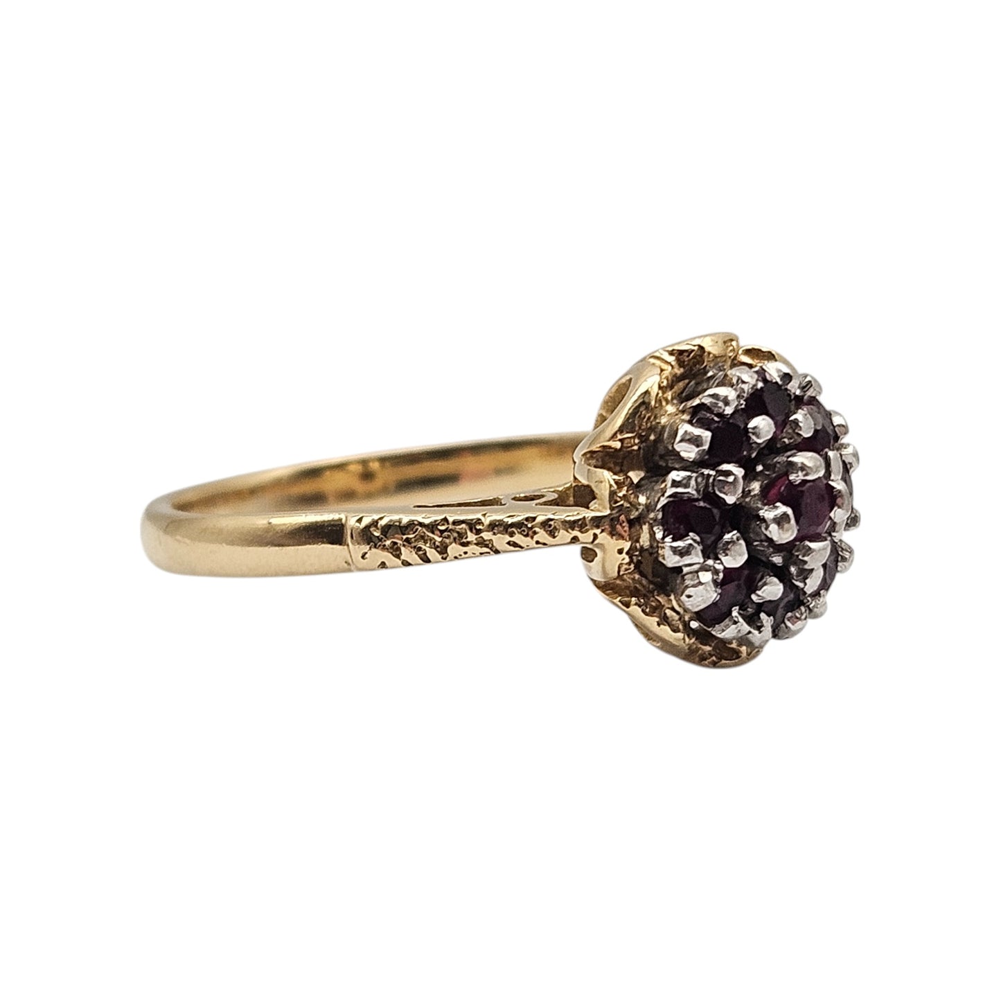 18ct Yellow Gold Garnet Cluster Ring Size M 4.3 g