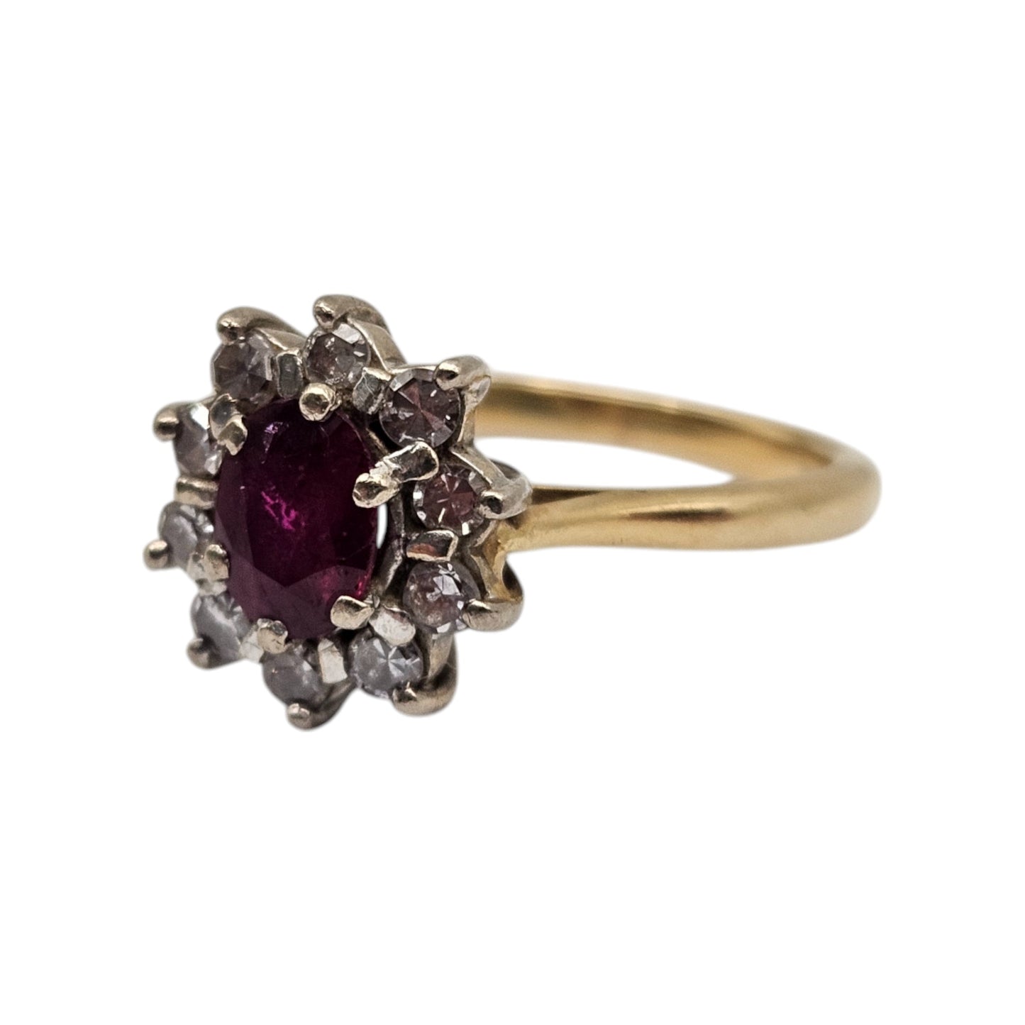 18ct Yellow Gold Ruby & Diamond Cluster Ring Size K 1/2 3.5 g.