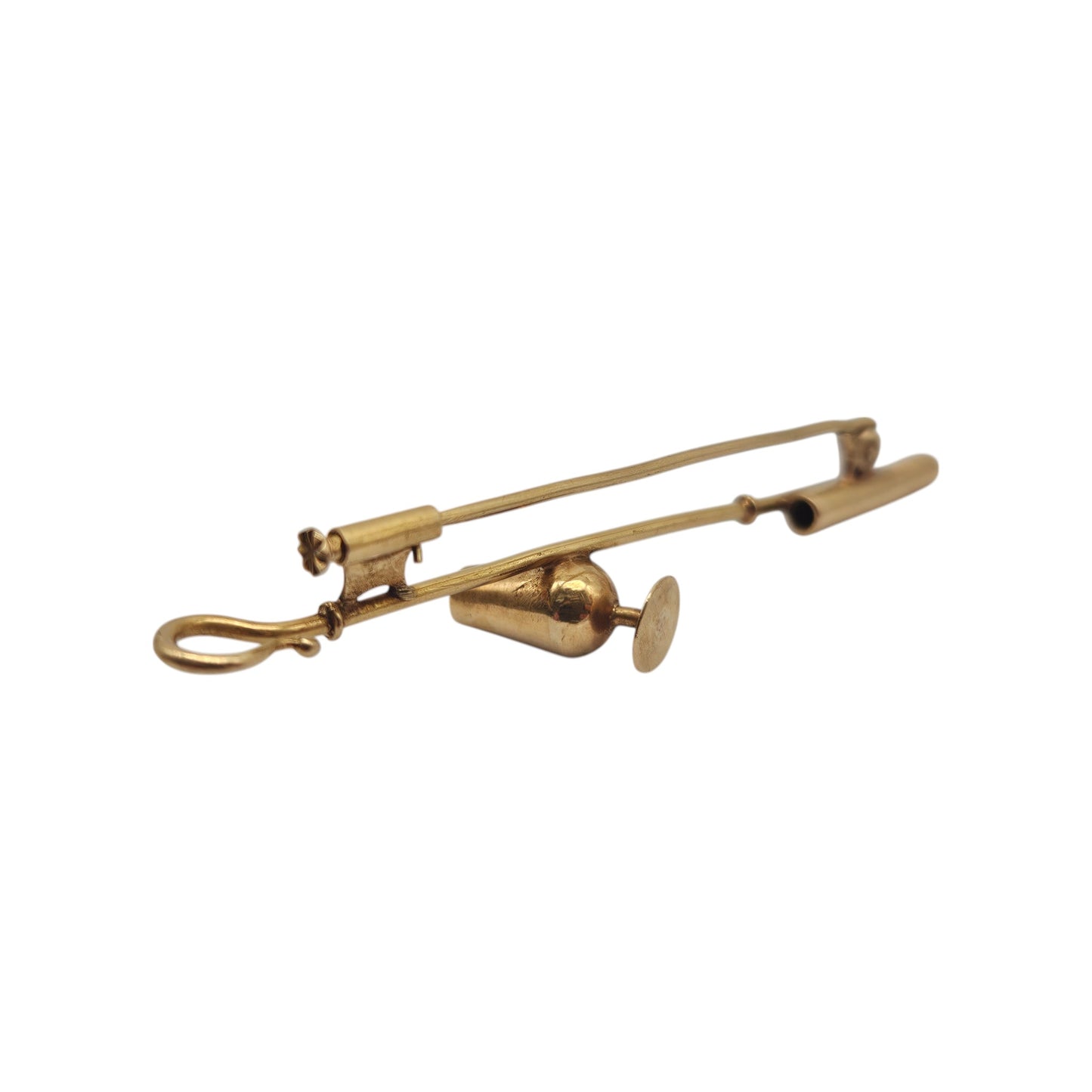 Unusual 18ct Yellow Gold Wine Dipper Brooch L 6.4 cm 4.4 g.