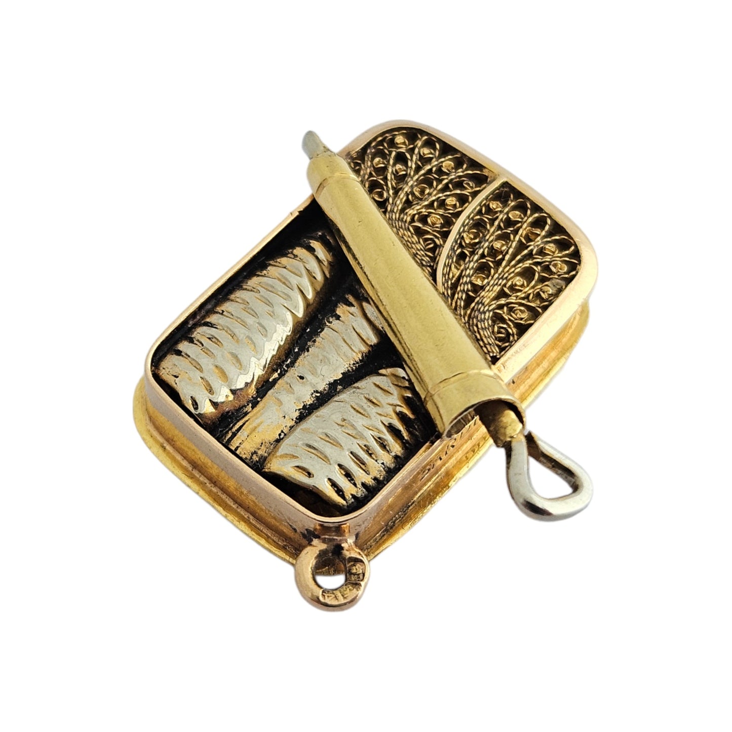 19ct 800 Yellow Gold Portuguese Sardines Charm L 2.1 cm 5.5 g