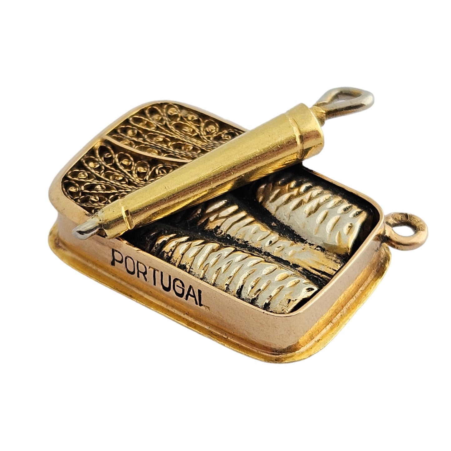19ct 800 Yellow Gold Portuguese Sardines Charm L 2.1 cm 5.5 g