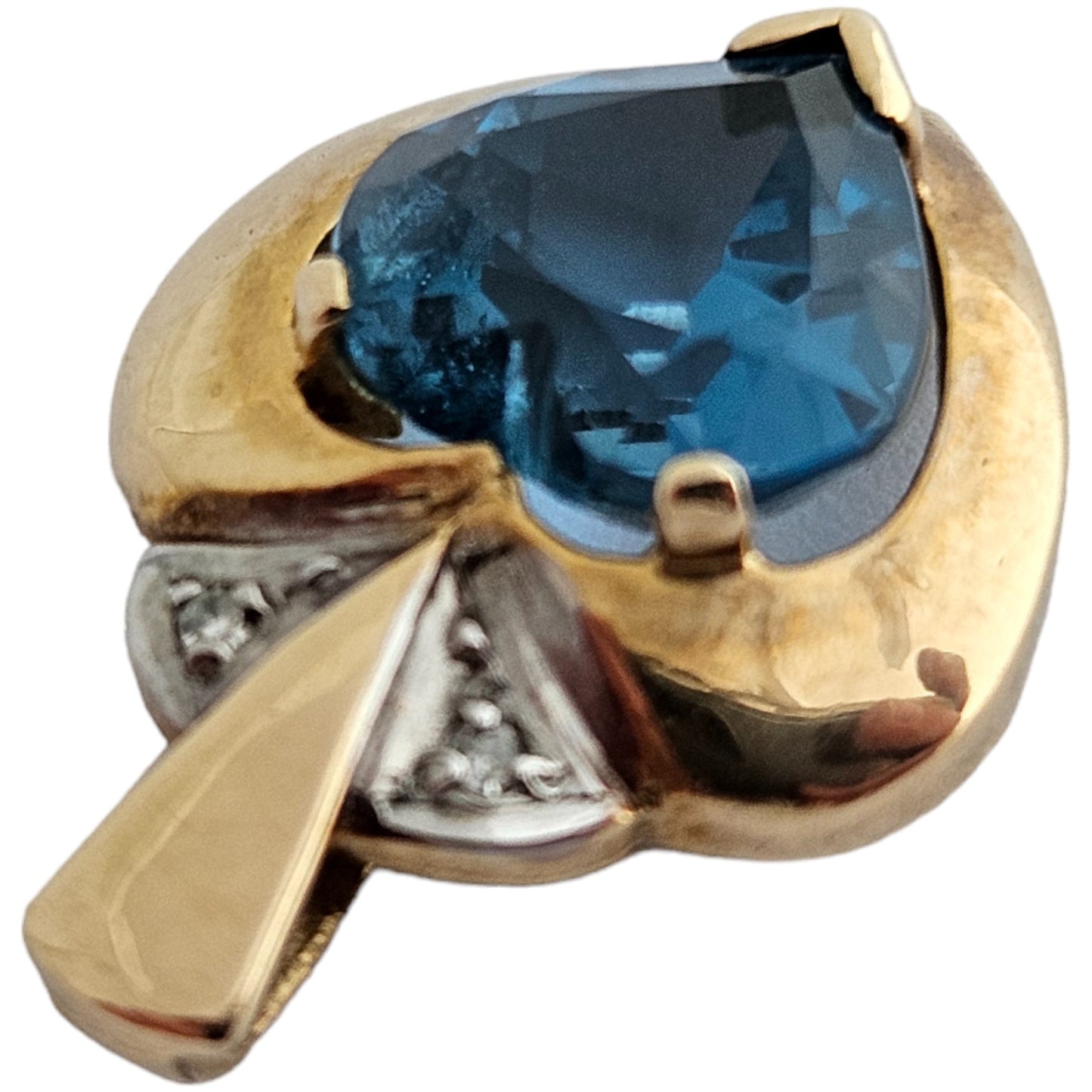 9ct 375 Yellow Gold Blue Topaz Heart Pendant 1992 L 1.7 cm 1.4 g