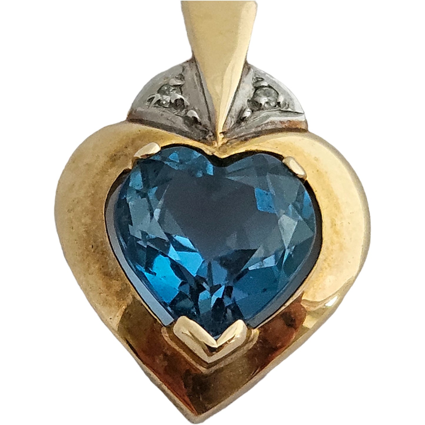 9ct 375 Yellow Gold Blue Topaz Heart Pendant 1992 L 1.7 cm 1.4 g