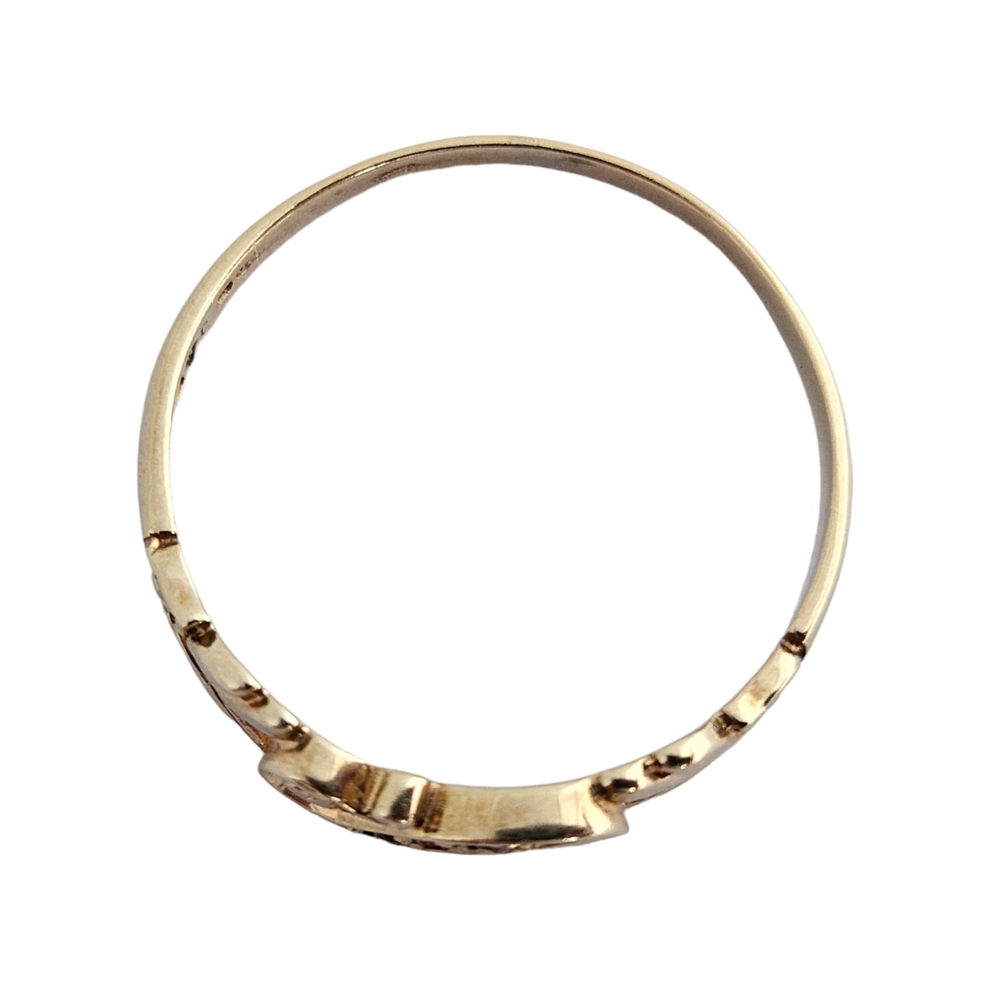 Fancy 9ct 375 Yellow Gold Ring with Garnets Size X 1.8 g