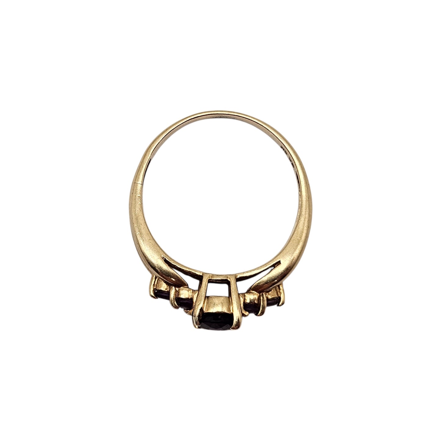 9ct Yellow Gold Amethyst Ring Size O 2.7 g.