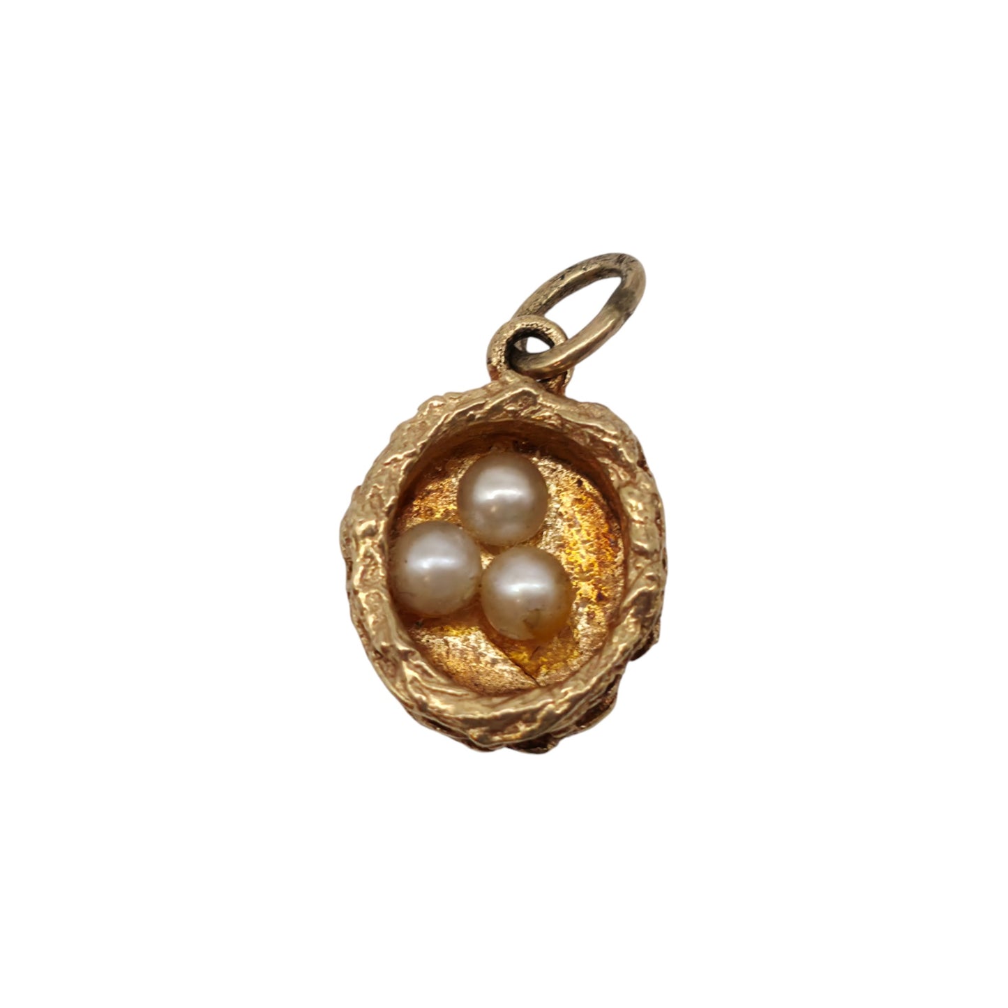 9ct 375 Yellow Gold Nest With Pearls Charm 1971 L 1.4 cm 3.3 g.