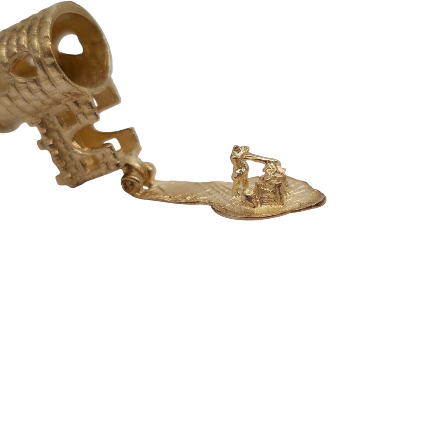 9ct 375 Yellow Gold Bloody Tower Opening Charm L 2.0 cm 5.5 g.