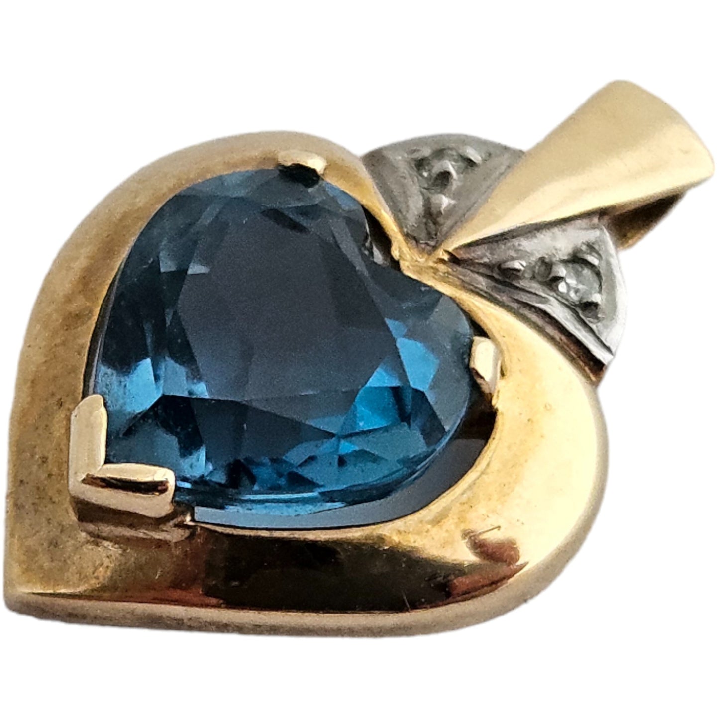 9ct 375 Yellow Gold Blue Topaz Heart Pendant 1992 L 1.7 cm 1.4 g