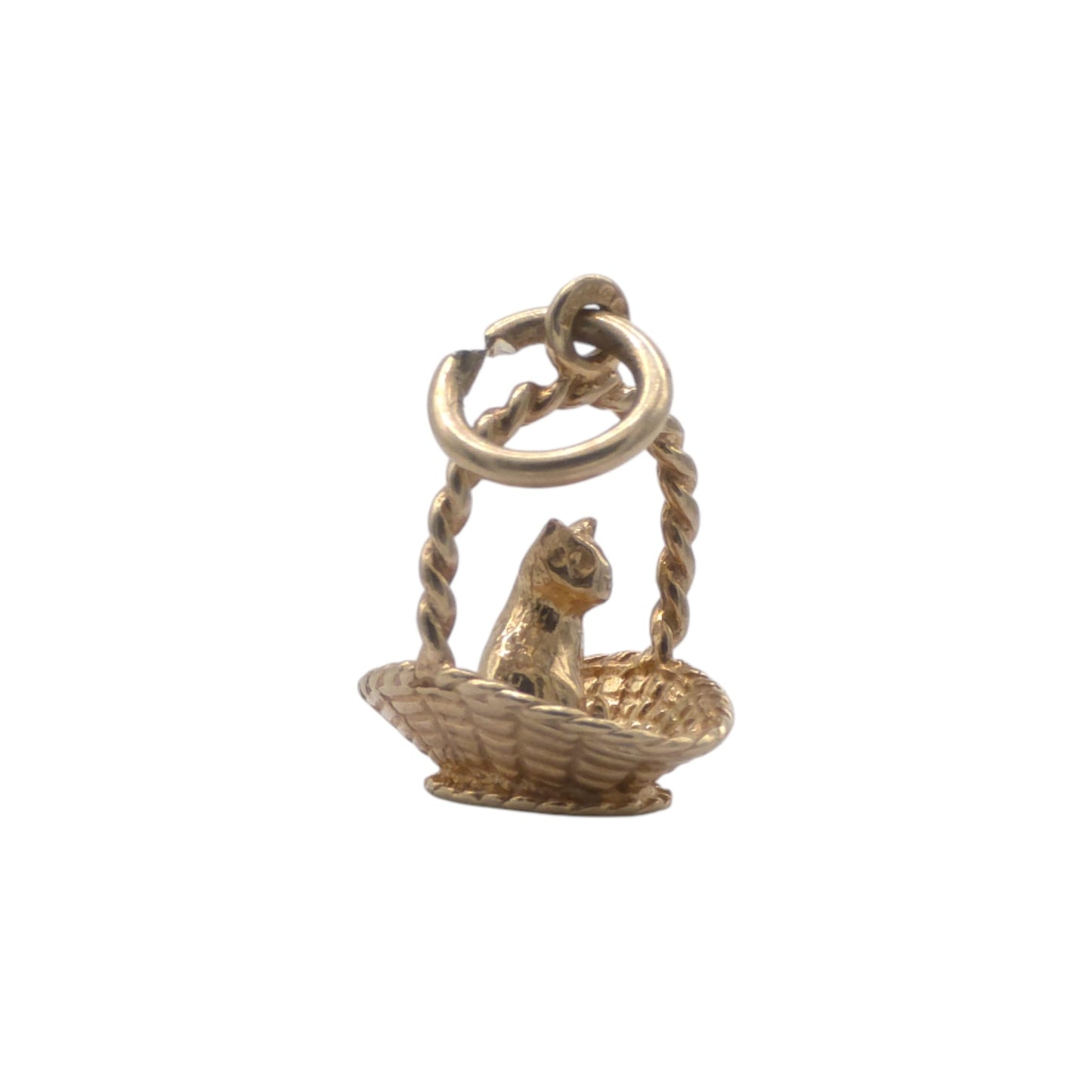 9ct 375 Yellow Gold Cat In Basket Charm 1989 L 1.1 cm 1.4 g.