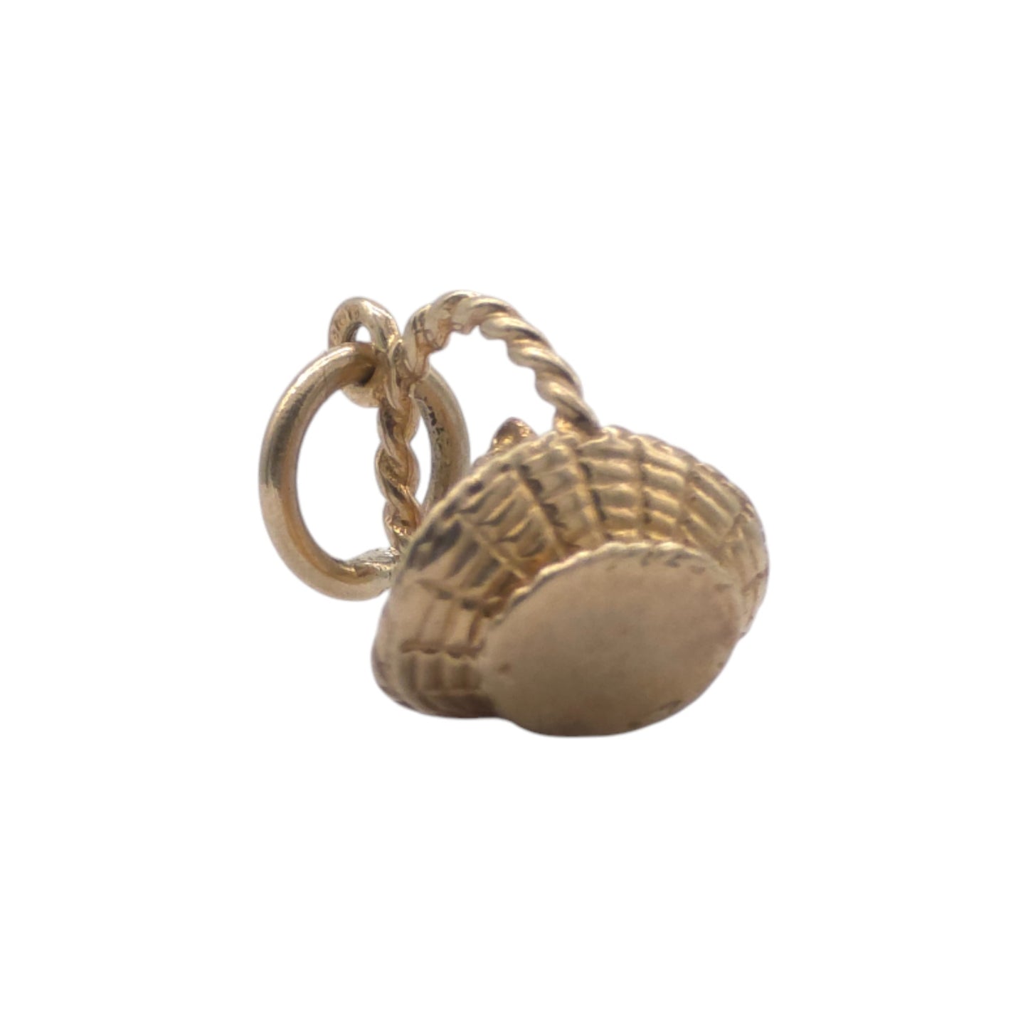 9ct 375 Yellow Gold Cat In Basket Charm 1989 L 1.1 cm 1.4 g.