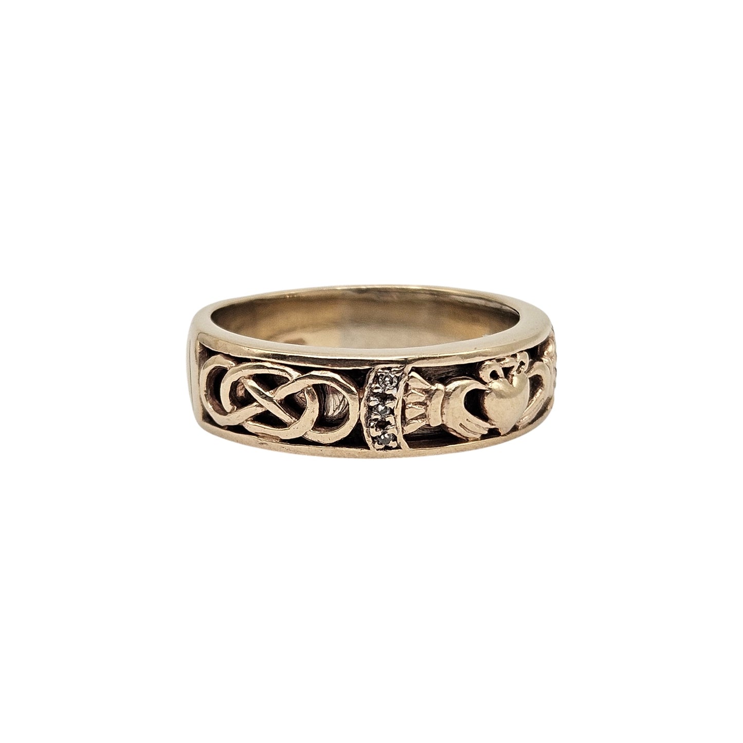 9ct 375 Yellow Gold Claddagh Ring Size Q 1/2, 5.8 g.
