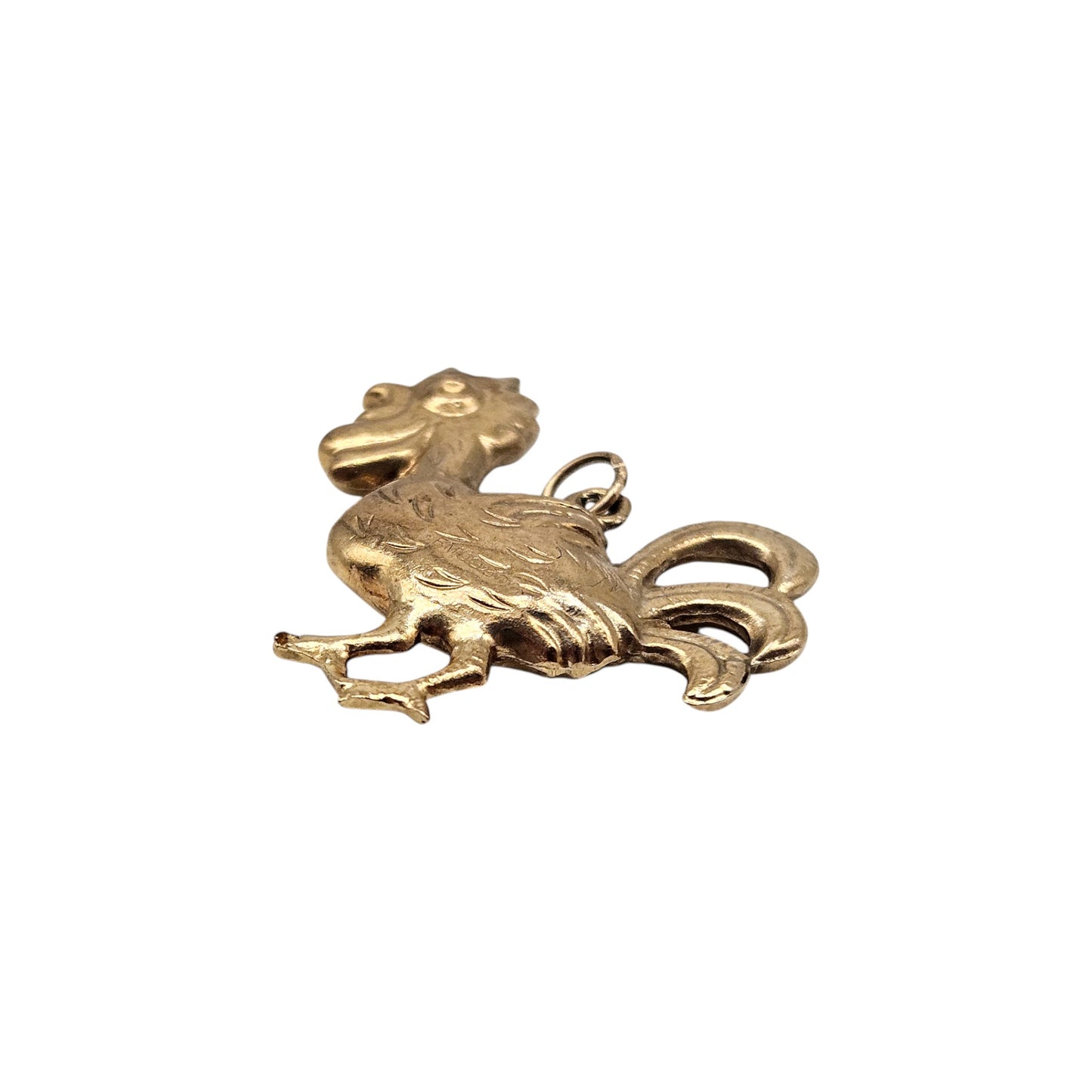9ct 375 Yellow Gold Cockerel Charm 1966 L 2.4 cm 2.6 g.