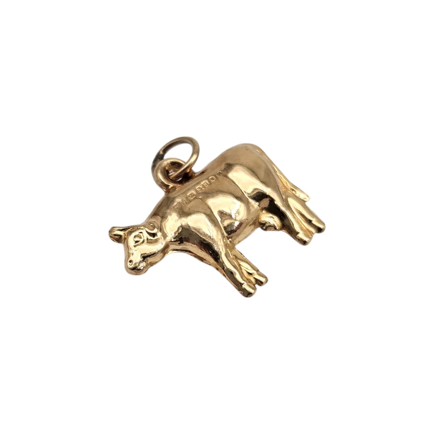 9ct 375 Yellow Gold Cow Charm 1975 L 1.5 cm 0.6 g.