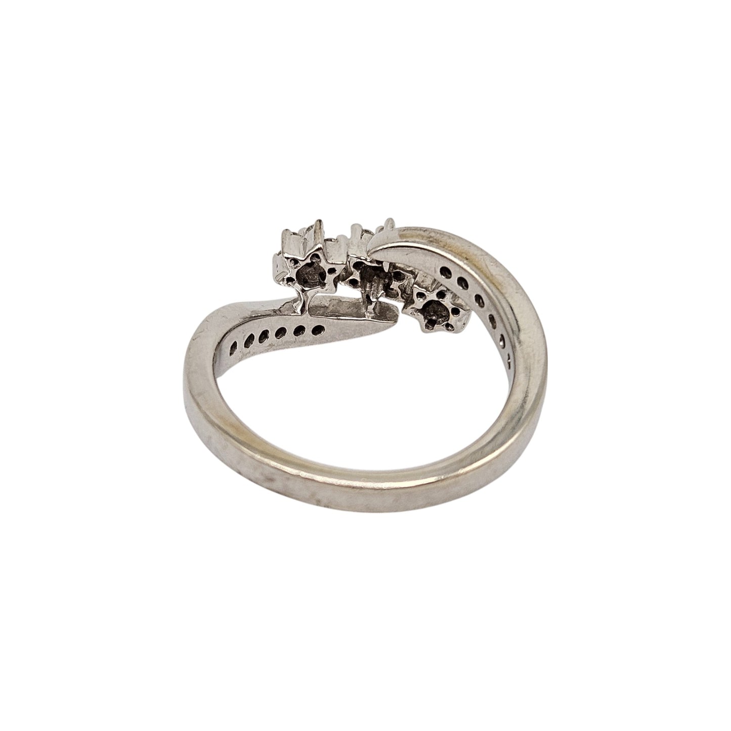 9ct 375 White Gold Diamond Cluster Ring c.2000 Size N 4.6 g.