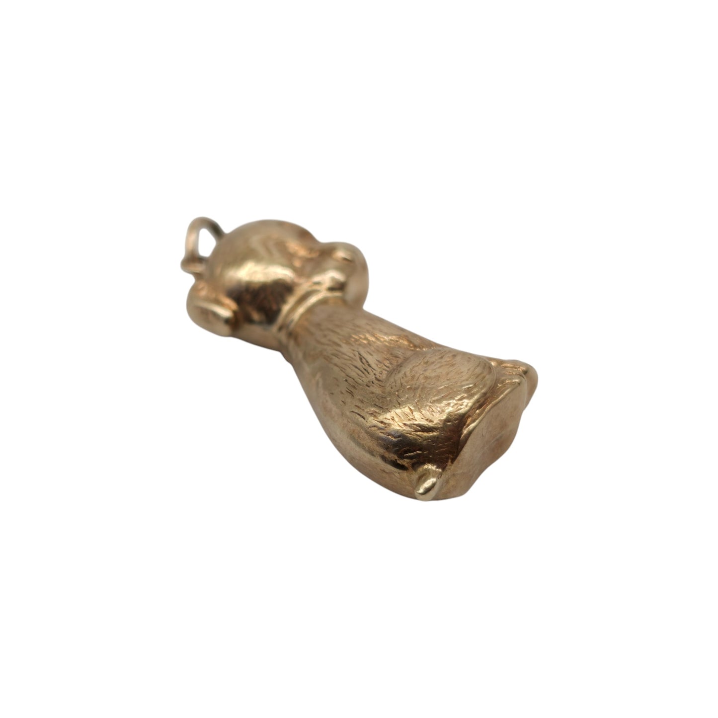 9ct 375 Yellow Gold Seated Dog Charm 1971 L 2.3 cm 1.6 g.