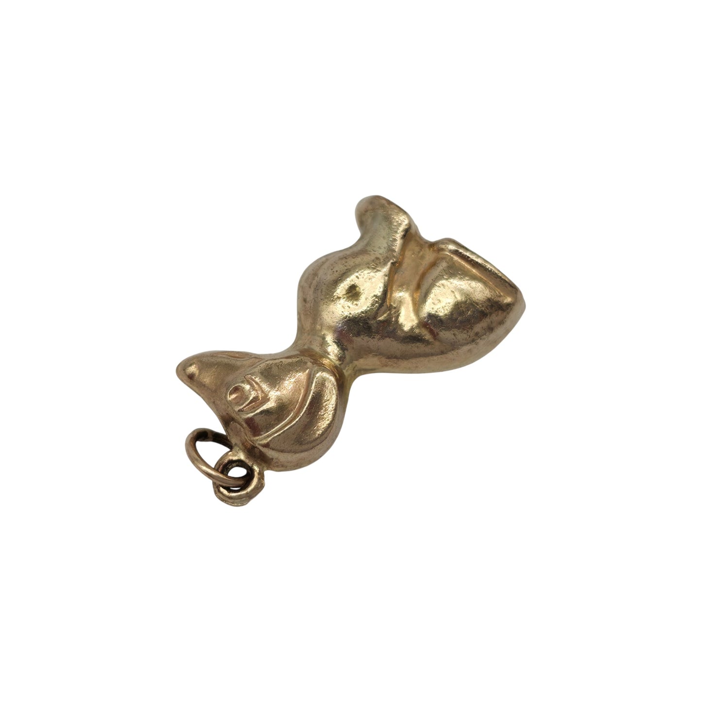 9ct 375 Yellow Gold Seated Dog Charm 1969 L 1.7 cm 1.2 g.