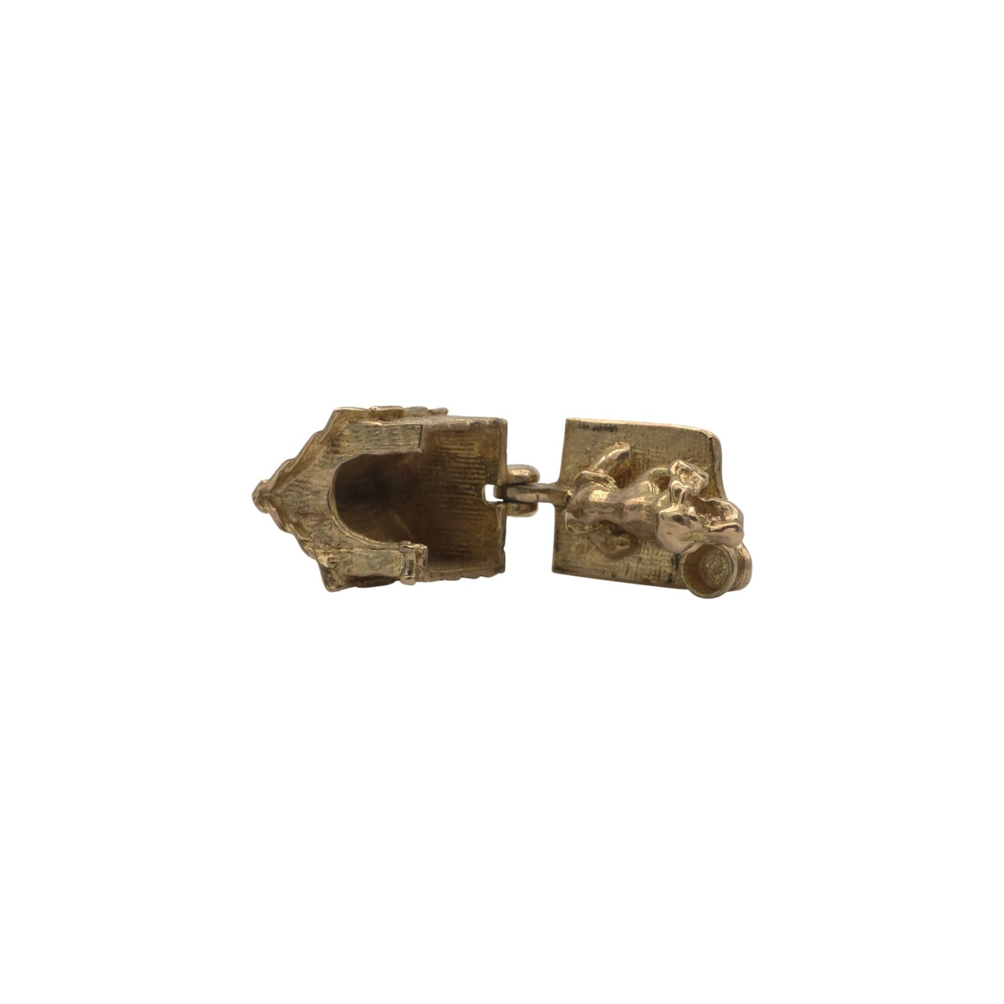 Heavy 9ct 375 Yellow Gold Dog In Kennel Opening Charm 1967 L 1.7 cm 6.0 g.
