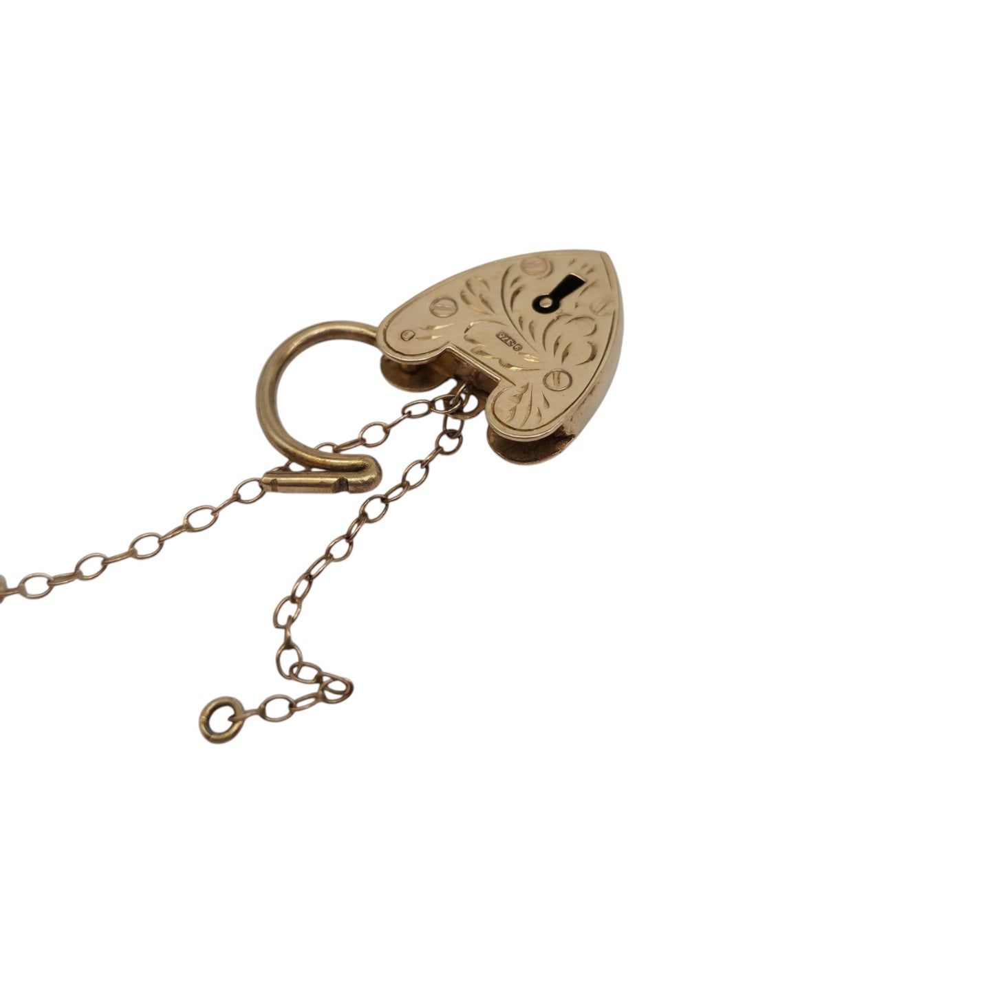 9ct 375 Yellow Gold Engraved Heart Shaped Padlock 1963 L 2.0 cm 2.4 g.