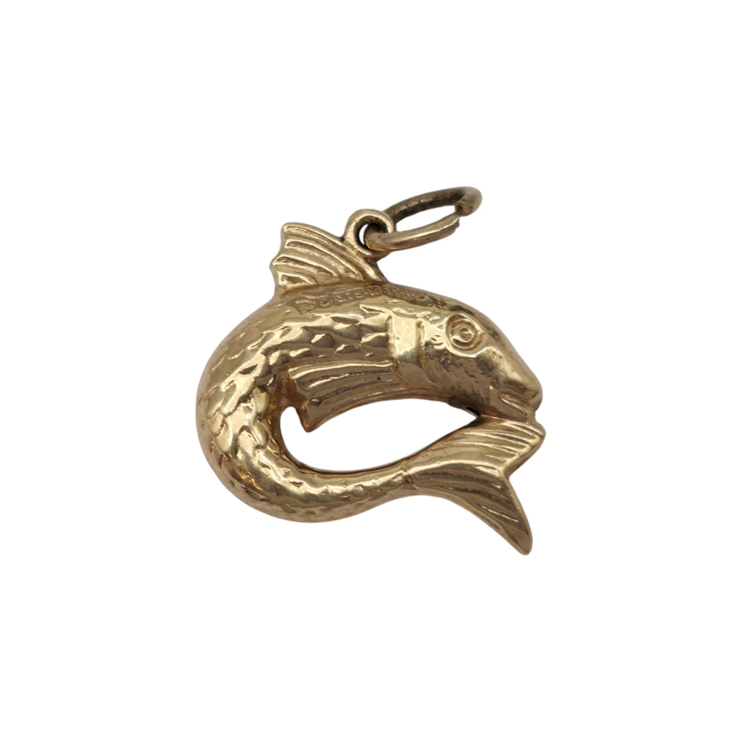 Chester 9ct 375 Yellow Gold Fish Charm 1960 L 1.5 cm 0.7 g.