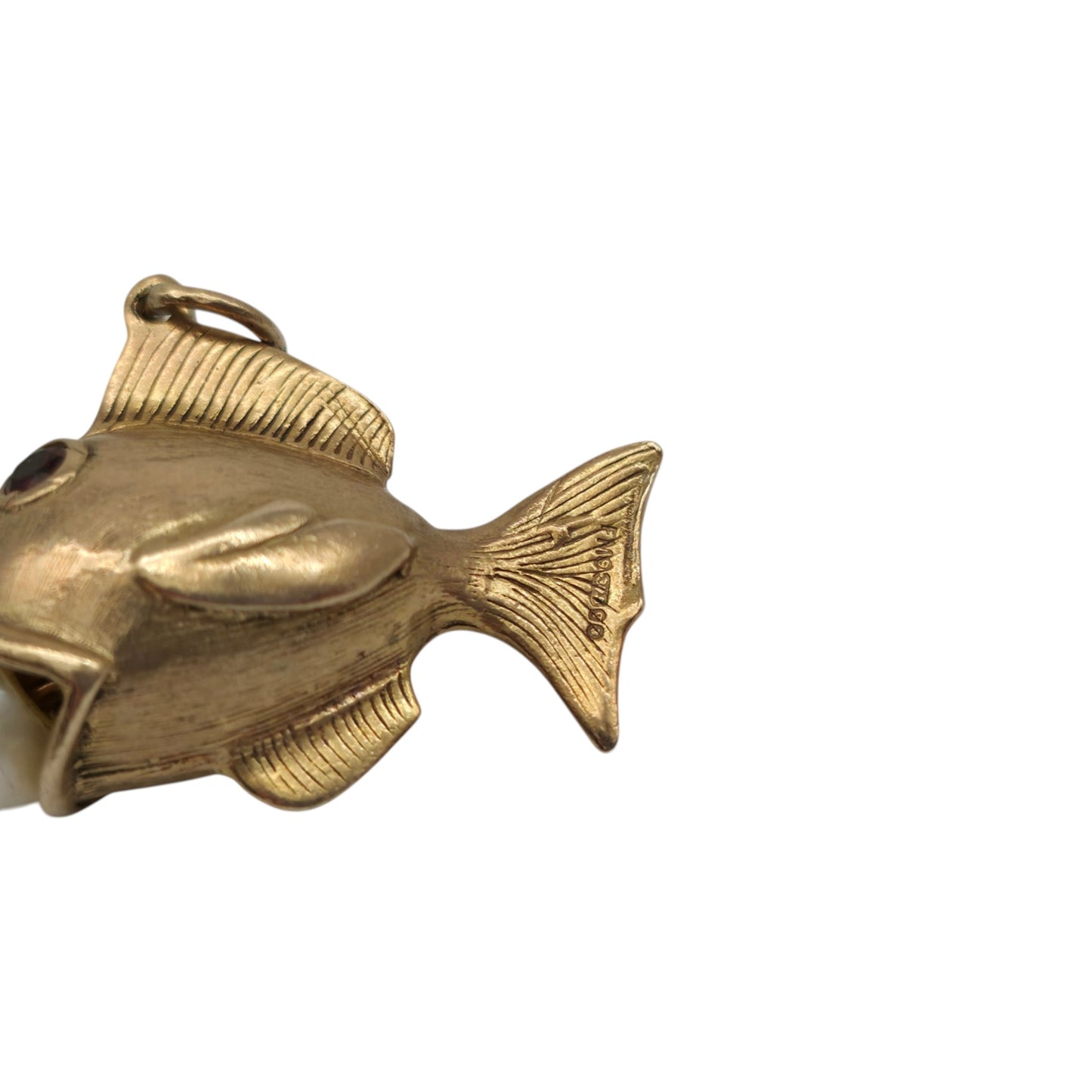 Heavy 9ct 375 Yellow Gold Fish Charm 1971 L 2.8 cm 6.8 g.