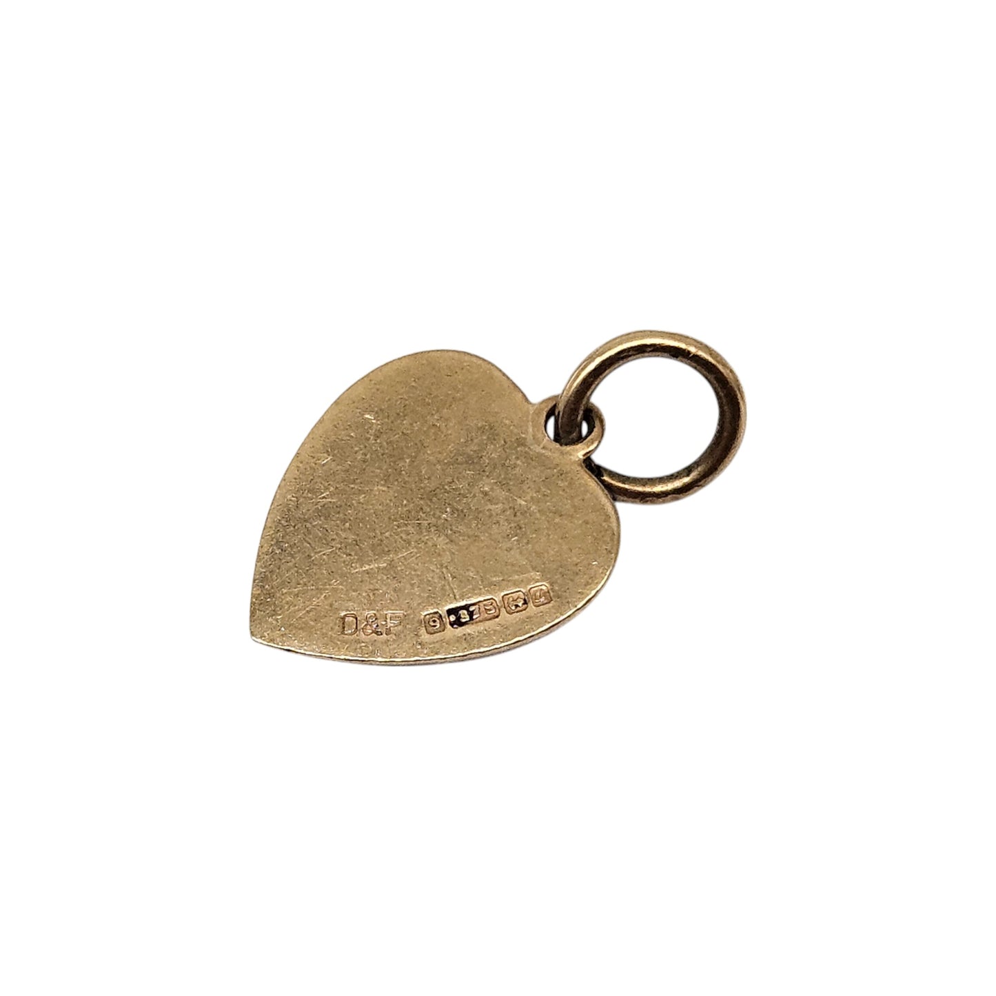 9ct 375 Yellow Gold Heart Charm 1960 L 1.0 cm 0.5 g.