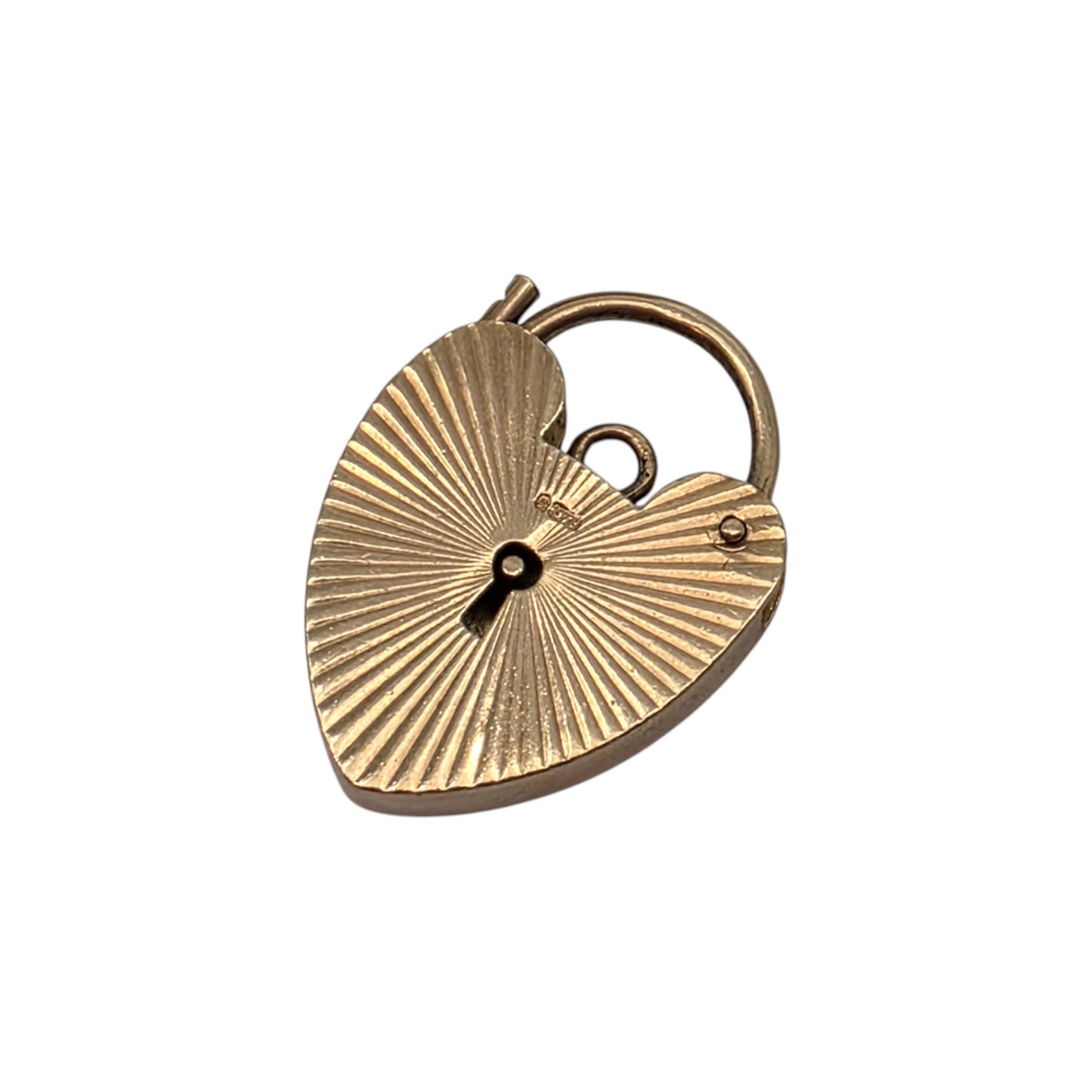 9ct 375 Yellow Gold Engraved Heart Shaped Padlock 1963 L 2.3 cm 3.1 g.