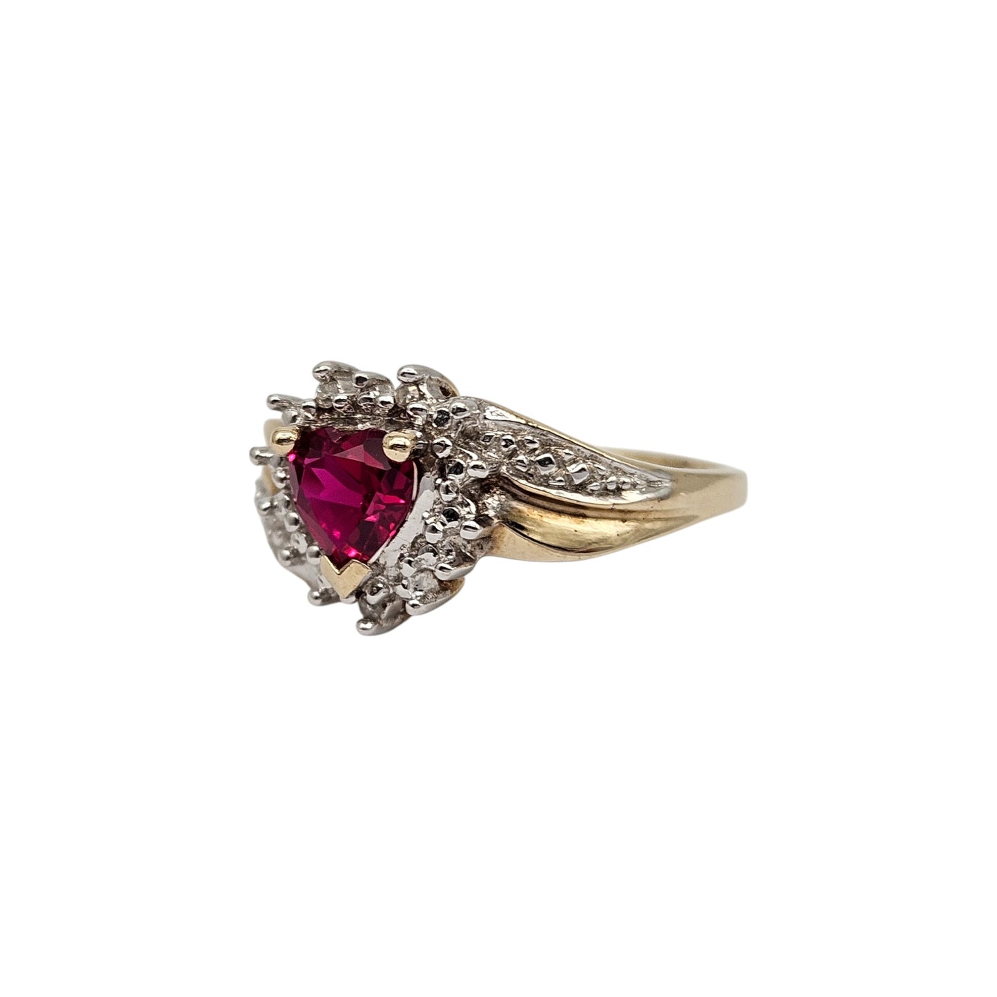 9ct 375 Yellow Gold Spinel & Diamond Heart Ring Size P, 2.7 g.