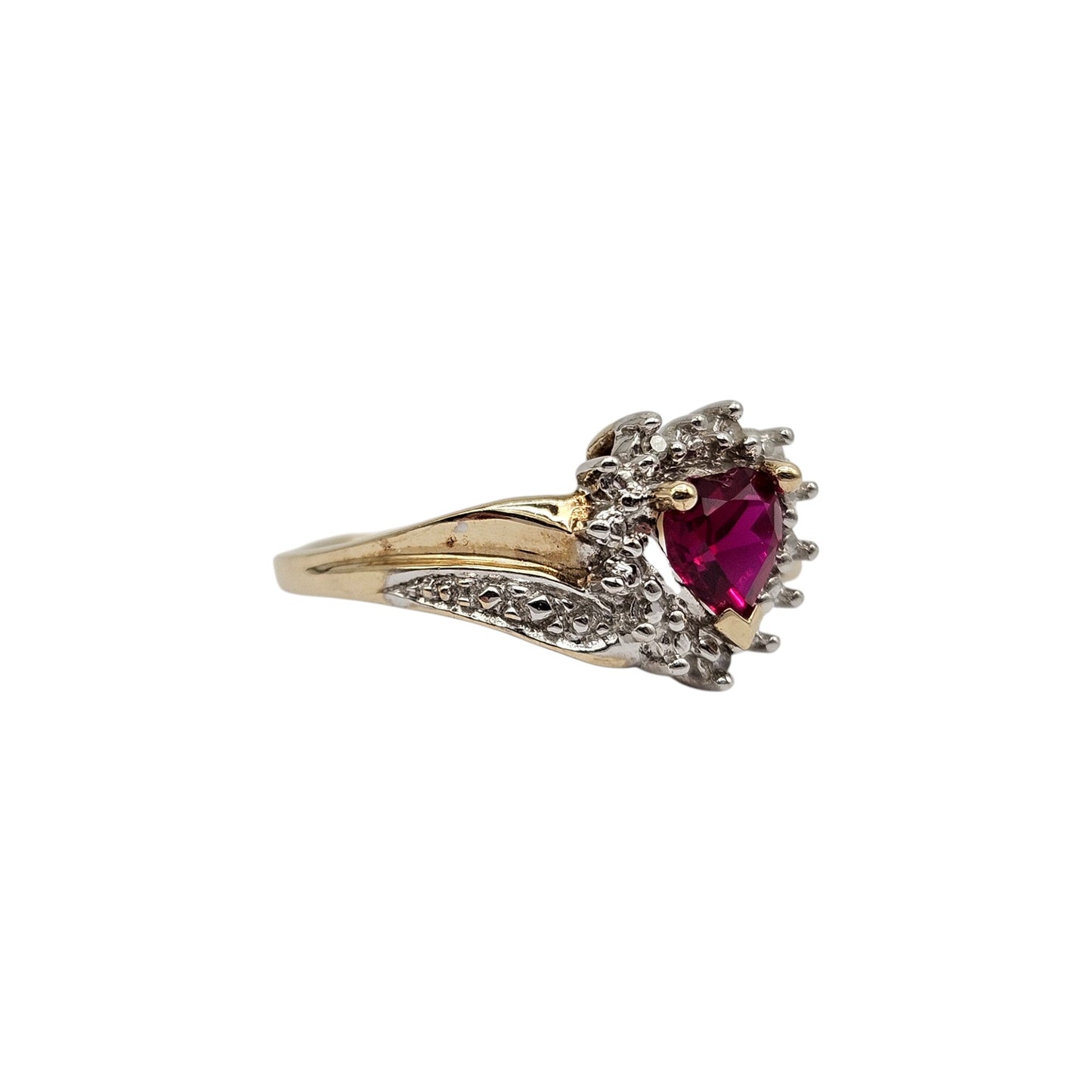 9ct 375 Yellow Gold Spinel & Diamond Heart Ring Size P, 2.7 g.