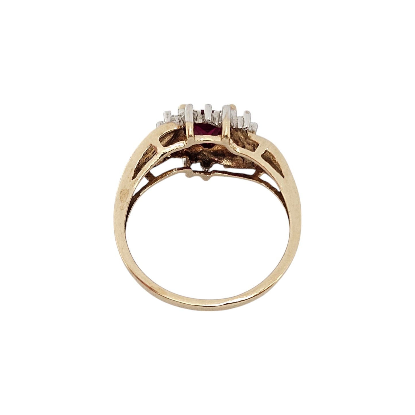 9ct 375 Yellow Gold Spinel & Diamond Heart Ring Size P, 2.7 g.