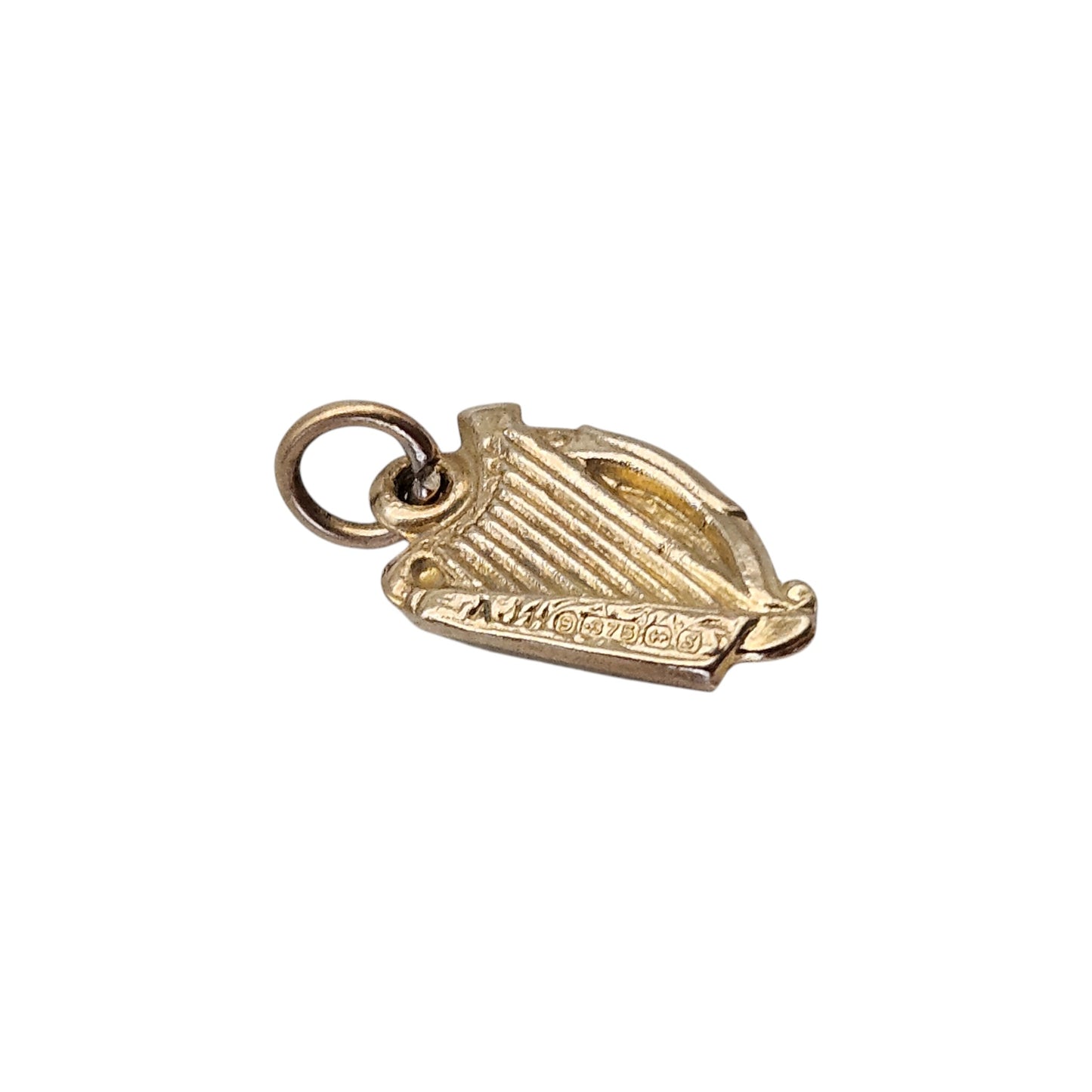 9ct 375 Yellow Gold Irish Harp Charm 1967 L 1.3 cm 0.5 g.