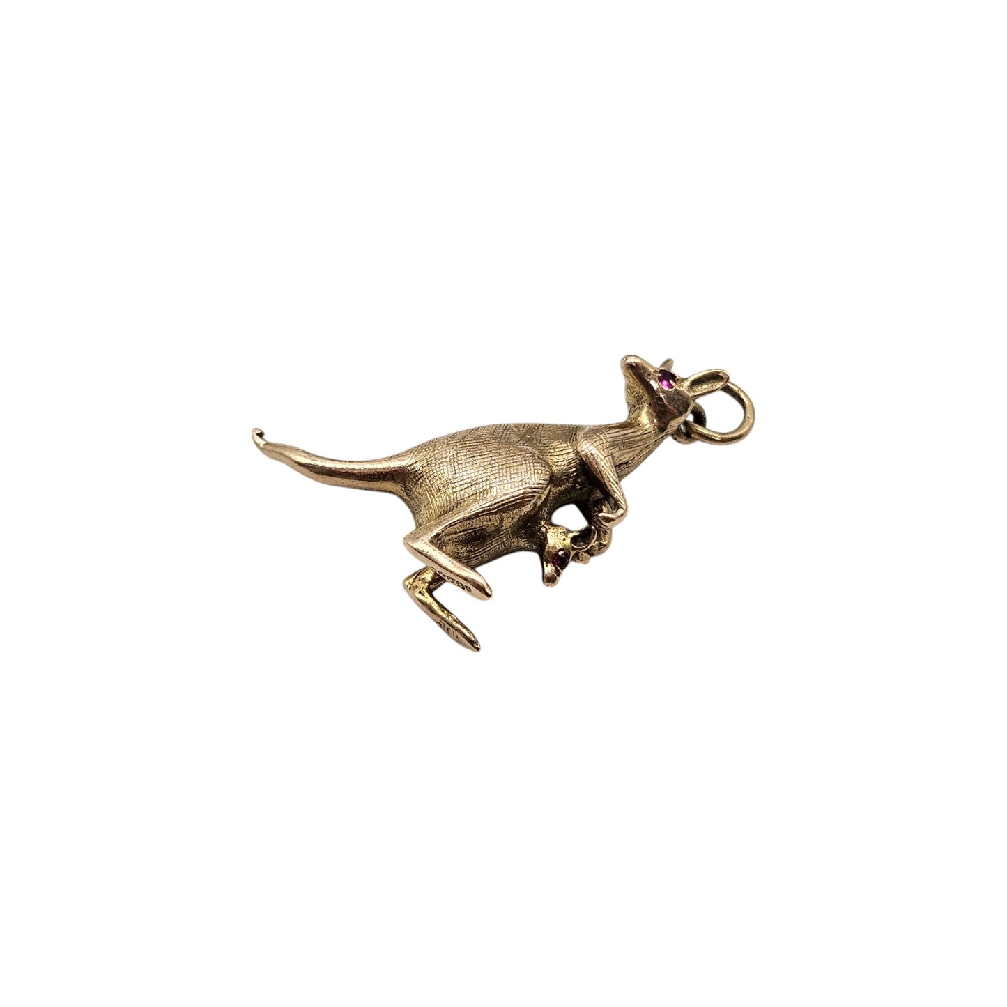 9ct 375 Yellow Gold Kangaroo & Joey Charm With Red Eyes 1965 L 2.4 cm 4.8 g.