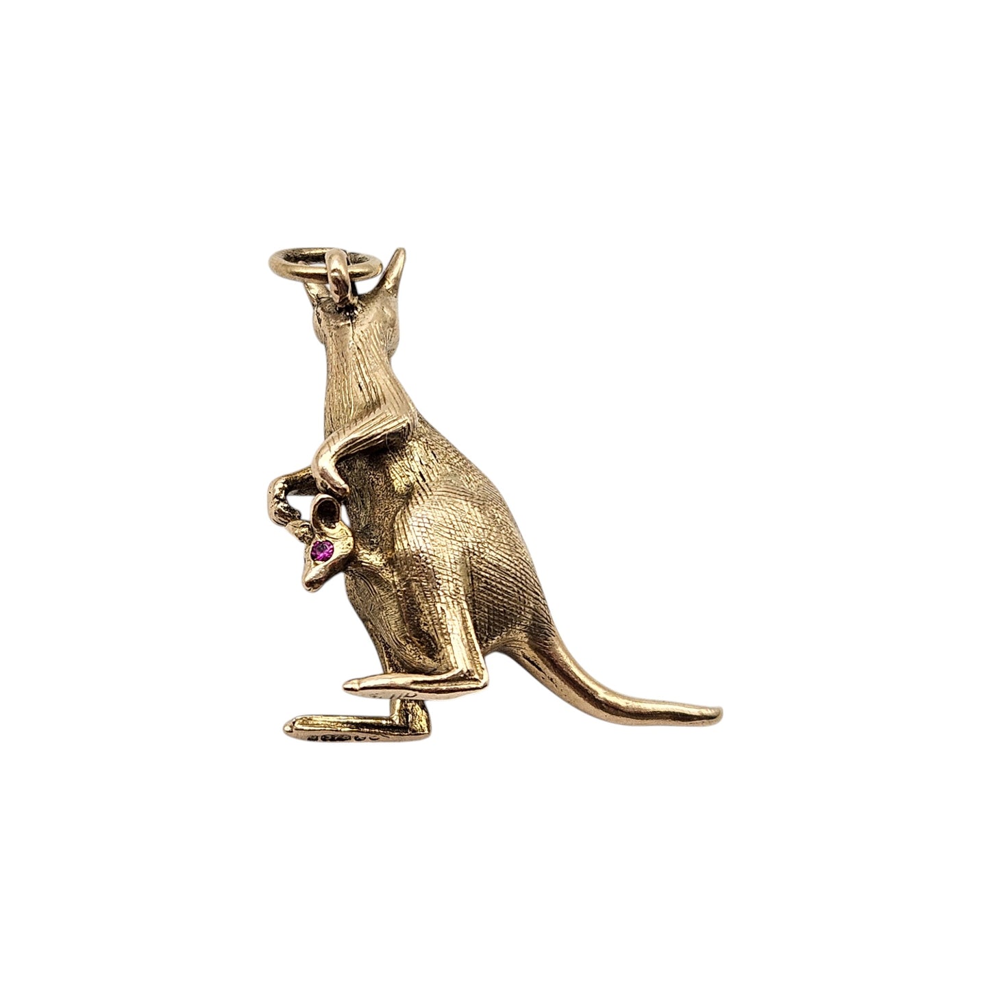 9ct 375 Yellow Gold Kangaroo & Joey Charm With Red Eyes 1965 L 2.4 cm 4.8 g.