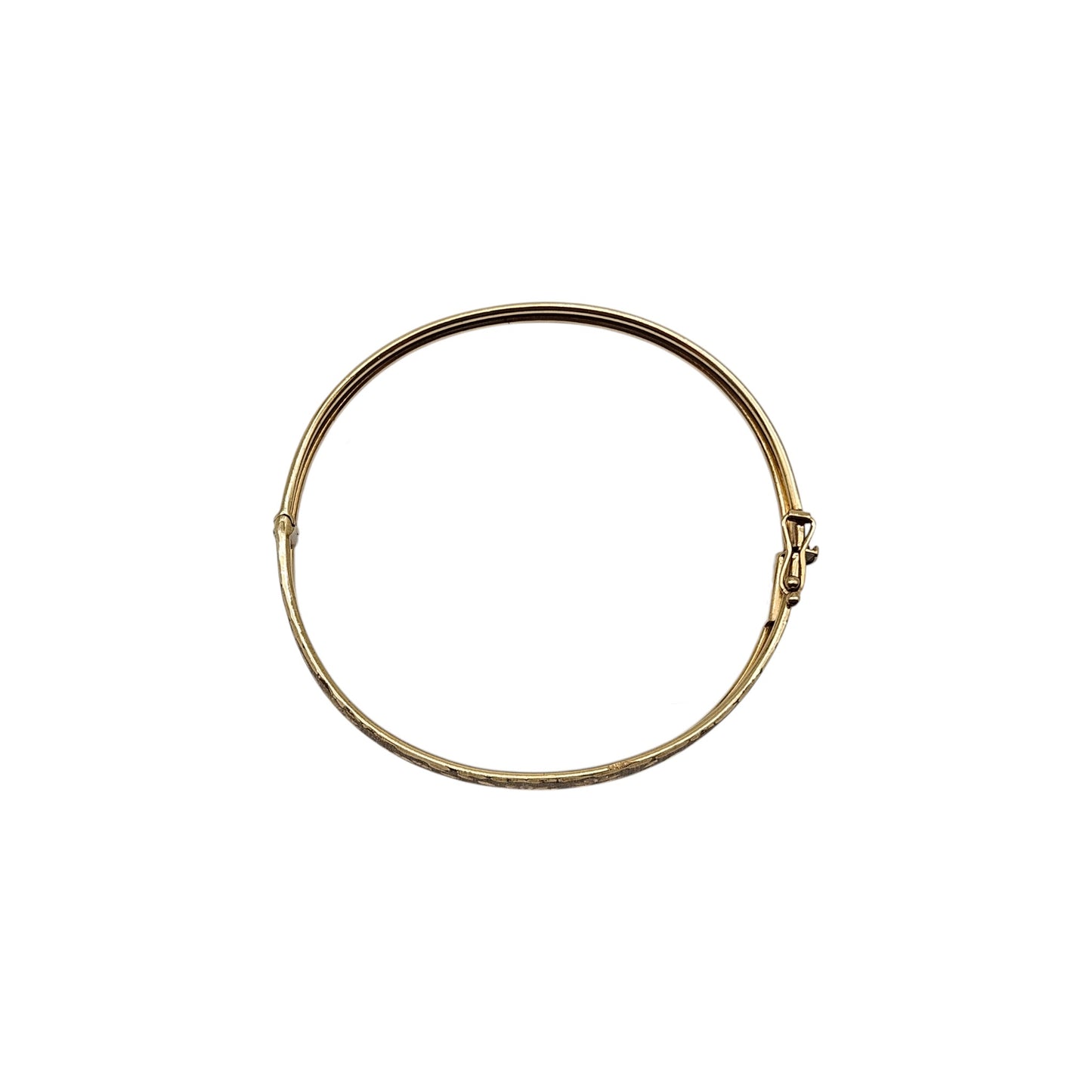 9ct 375 Yellow Gold Engraved Hinged Bangle 9.7 g.