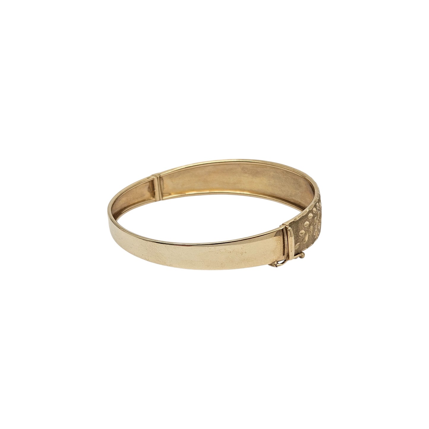 9ct 375 Yellow Gold Engraved Hinged Bangle 9.7 g.