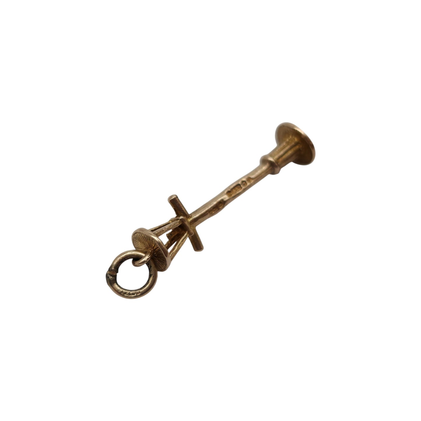 9ct 375 Yellow Gold Lamppost Charm c.1960 L 2.3 cm 1.1 g.