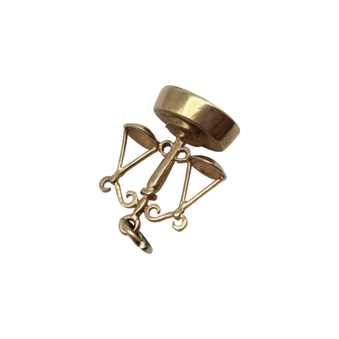 9ct 375 Yellow Gold Scales Charm 1973 L 1.6 cm 2.0 g.
