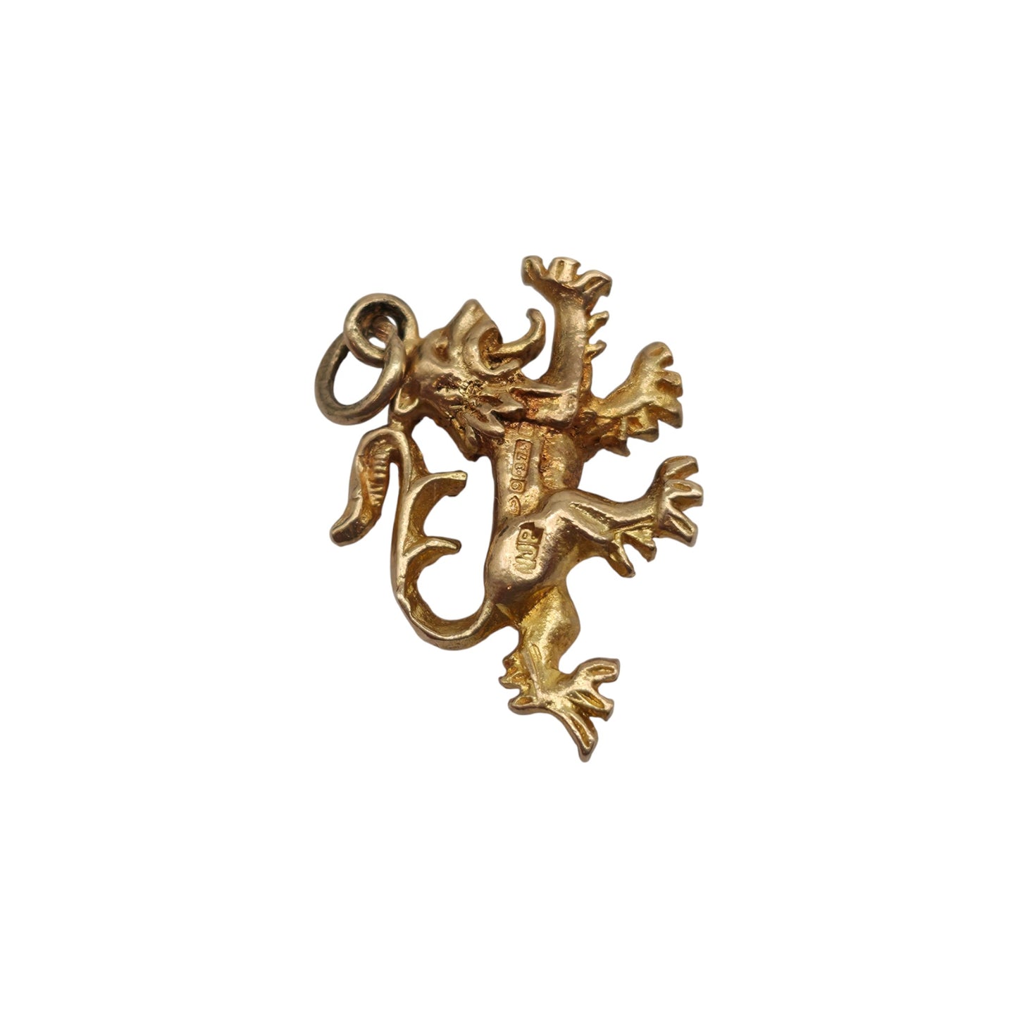 Chester 9ct 375 Yellow Gold Lion Charm 1958 L 1.7 cm 2.5 g.
