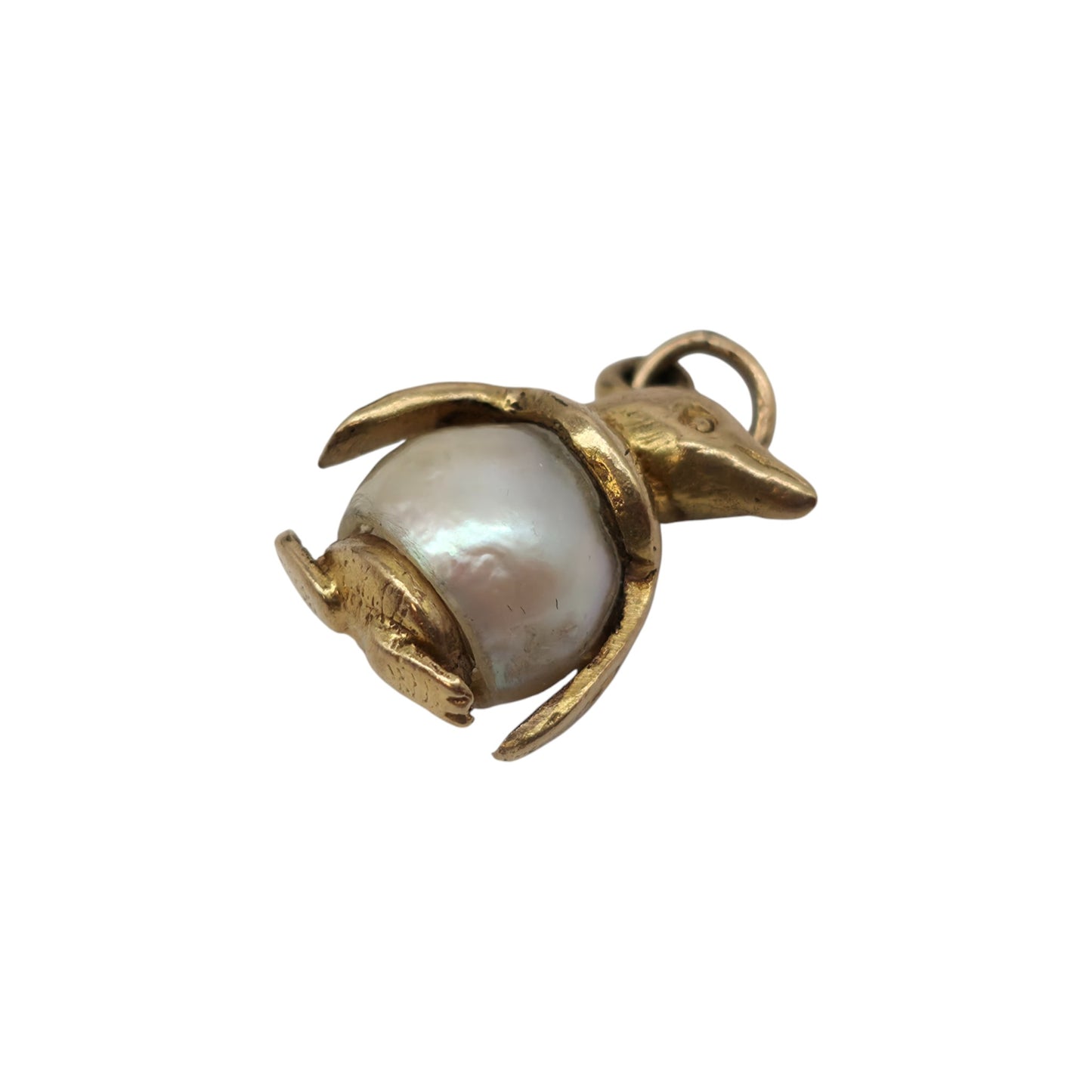 9ct 375 Yellow Gold Penguin Charm With Pearl 1958 L 1.3 cm 2.5 g.