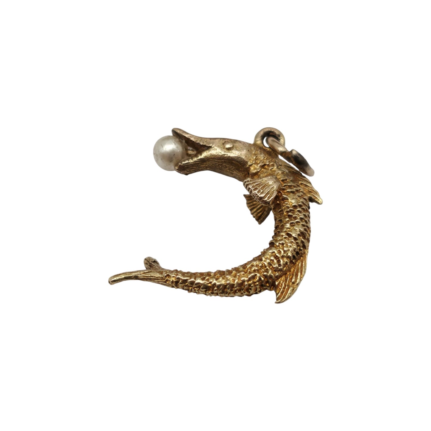 9ct 375 Yellow Gold Pike Fish Charm 1958 L 1.5 cm 2.3 g.