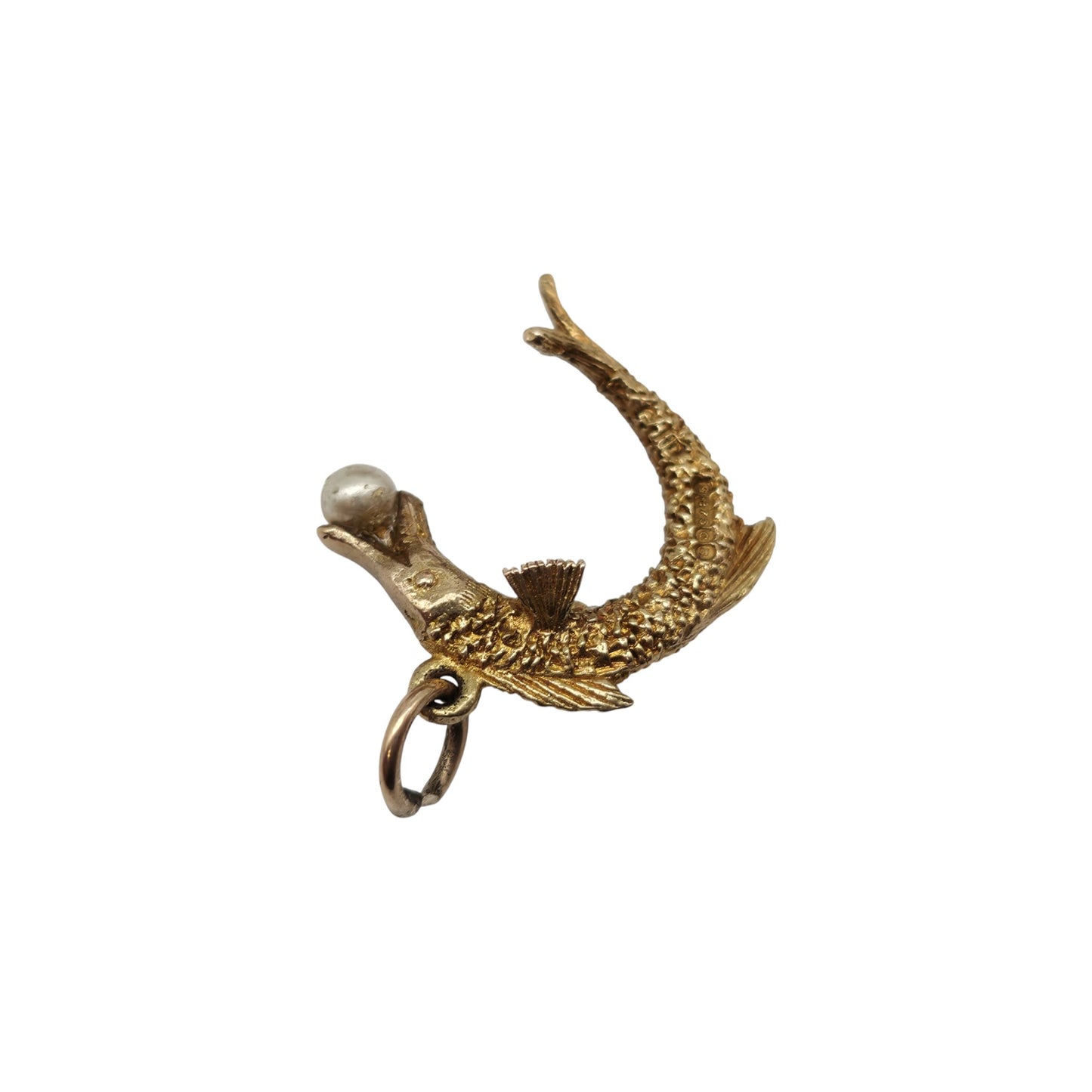 9ct 375 Yellow Gold Pike Fish Charm 1958 L 1.5 cm 2.3 g.
